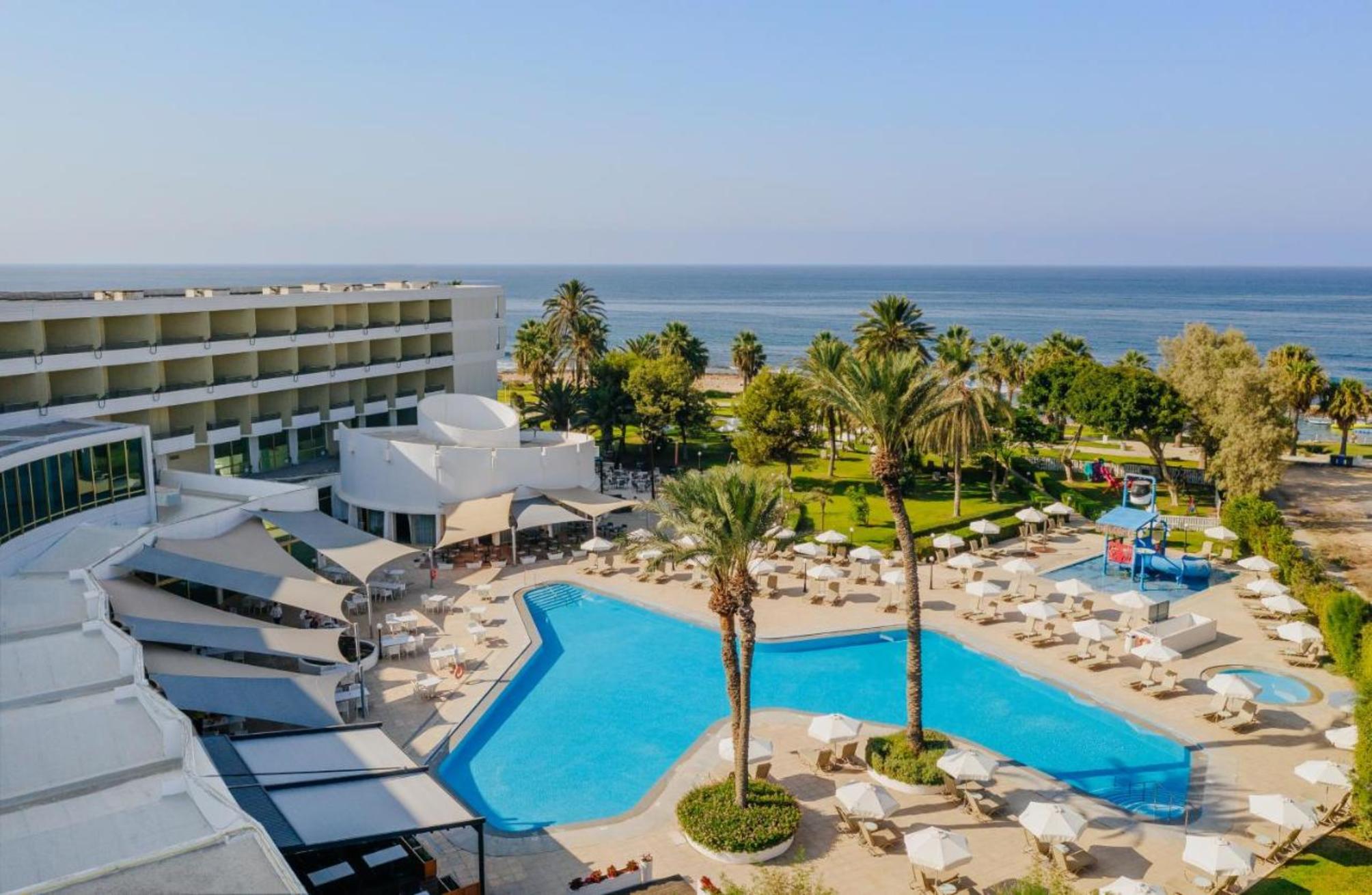 Imperial Island by Louis Hotels 1