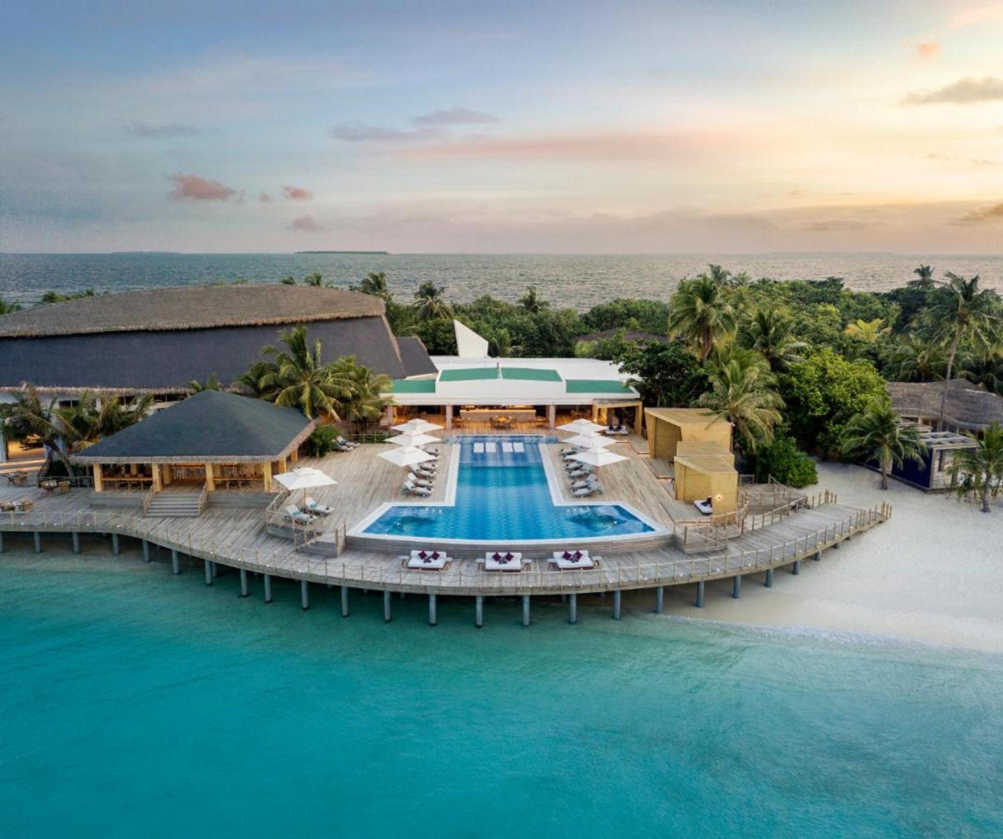 JW Marriott Maldives Resort & Spa 1