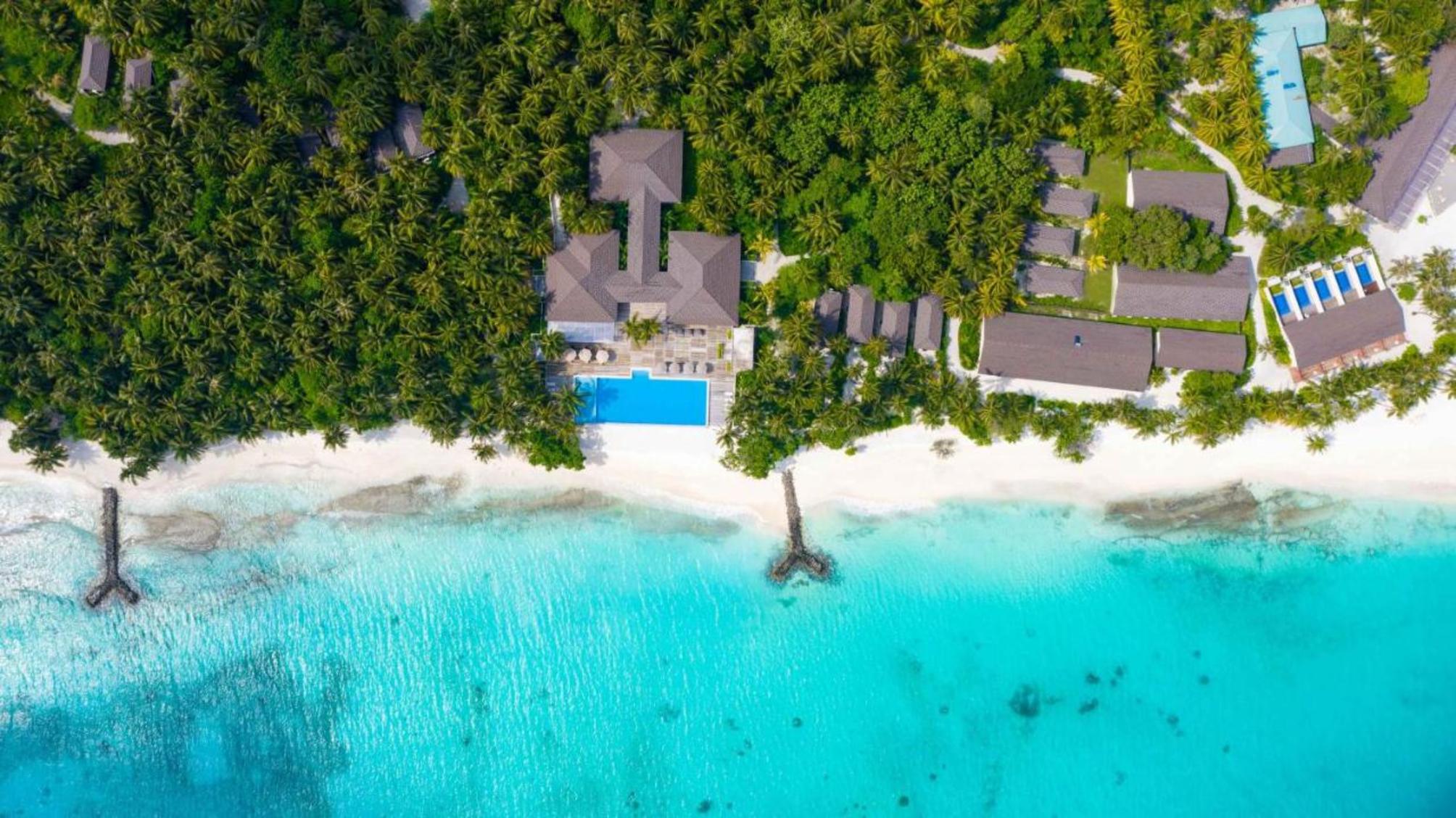 Fiyavalhu Resort Maldives 1