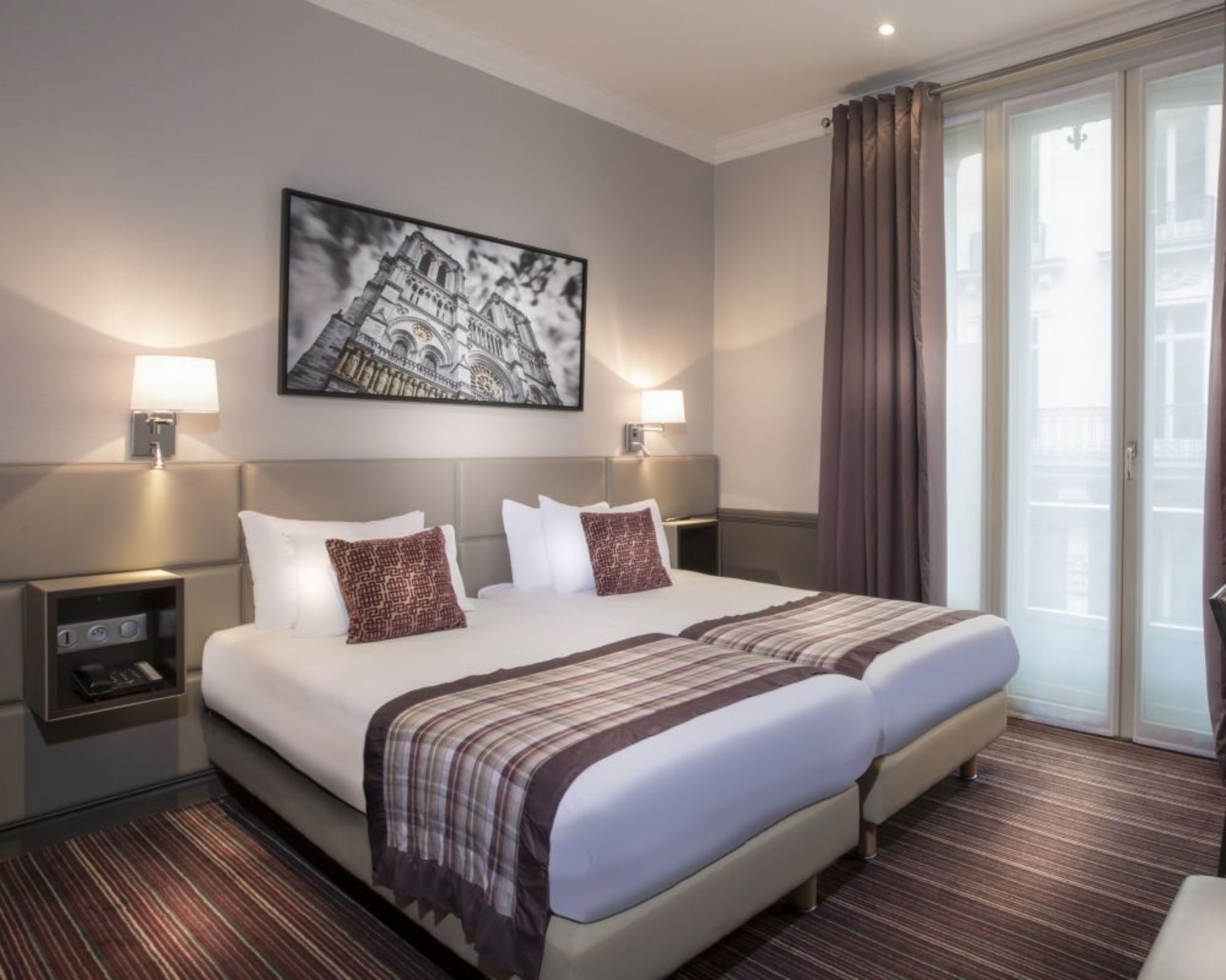 Elysees Apartments 2