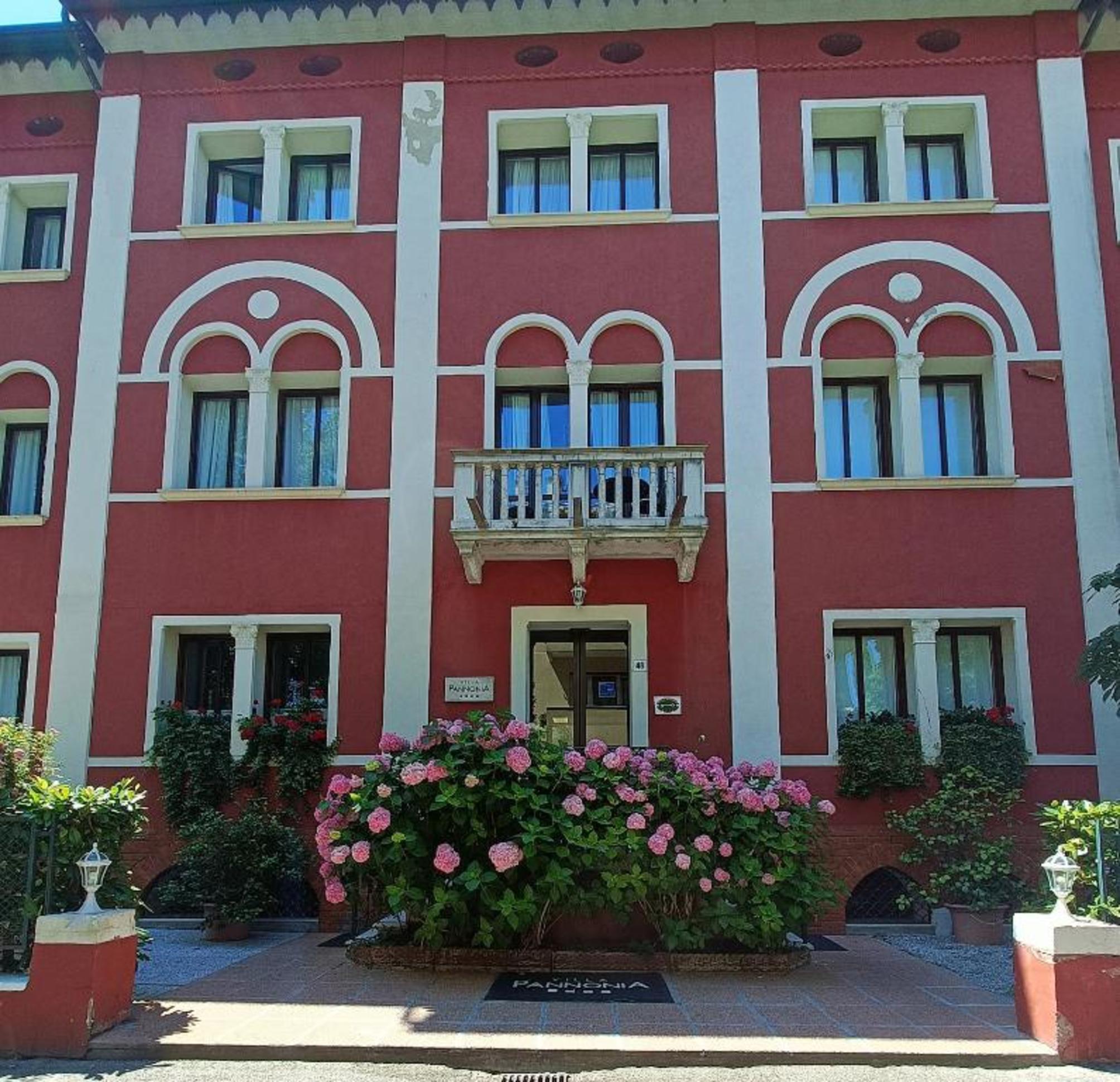 Hotel Villa Pannonia 1