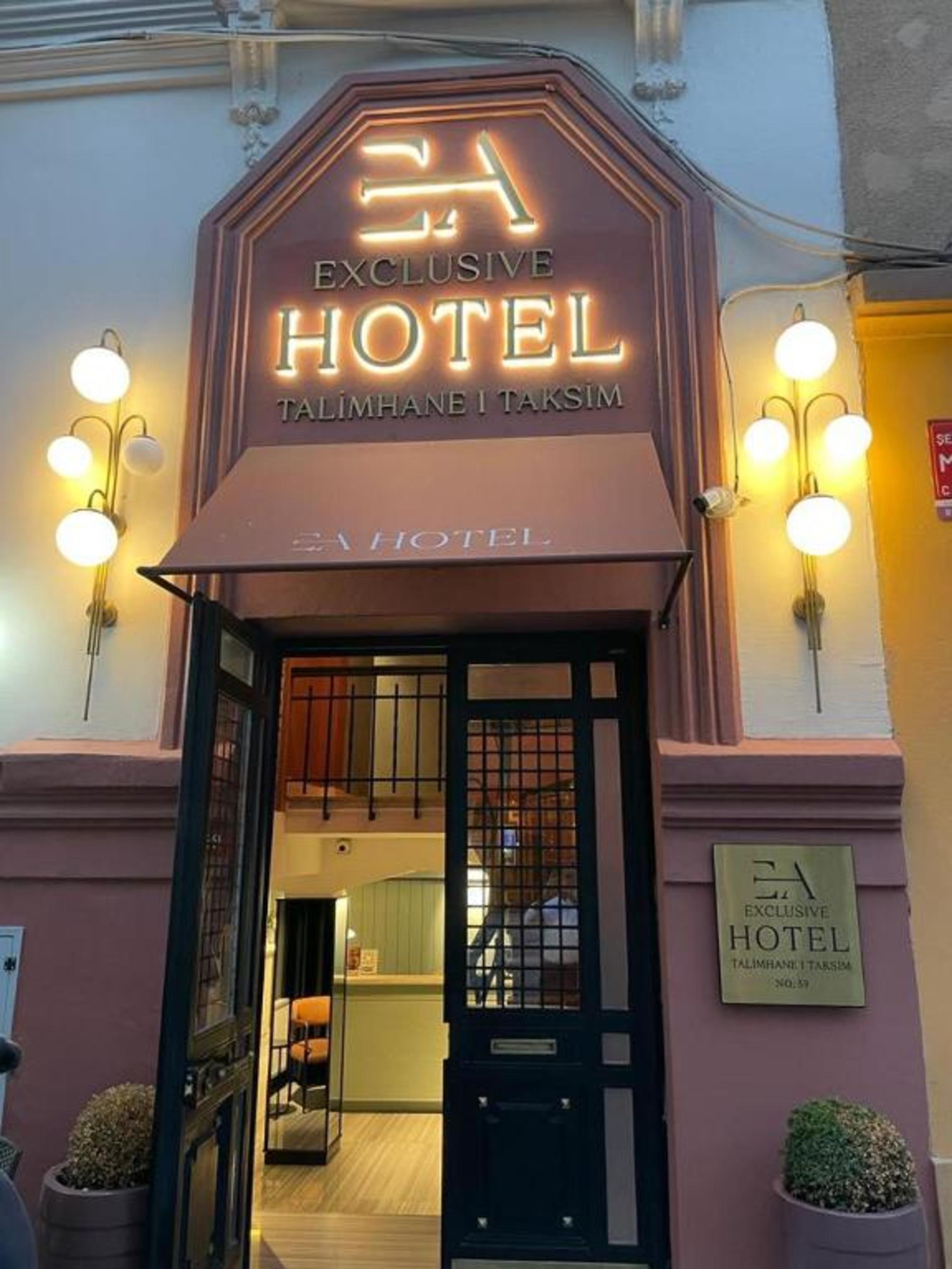 EA Exclusive Hotel 1