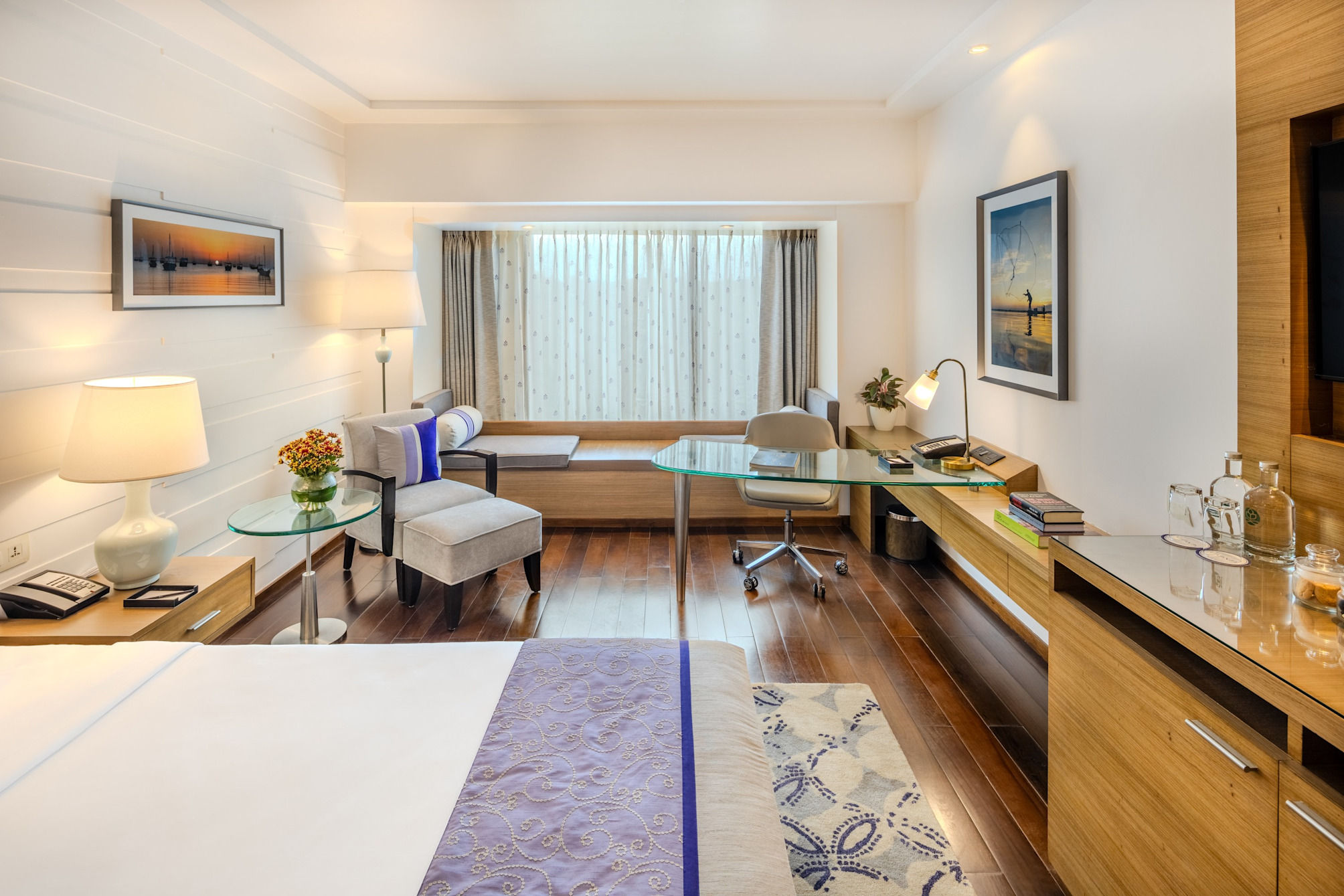 Deluxe Suite with City View