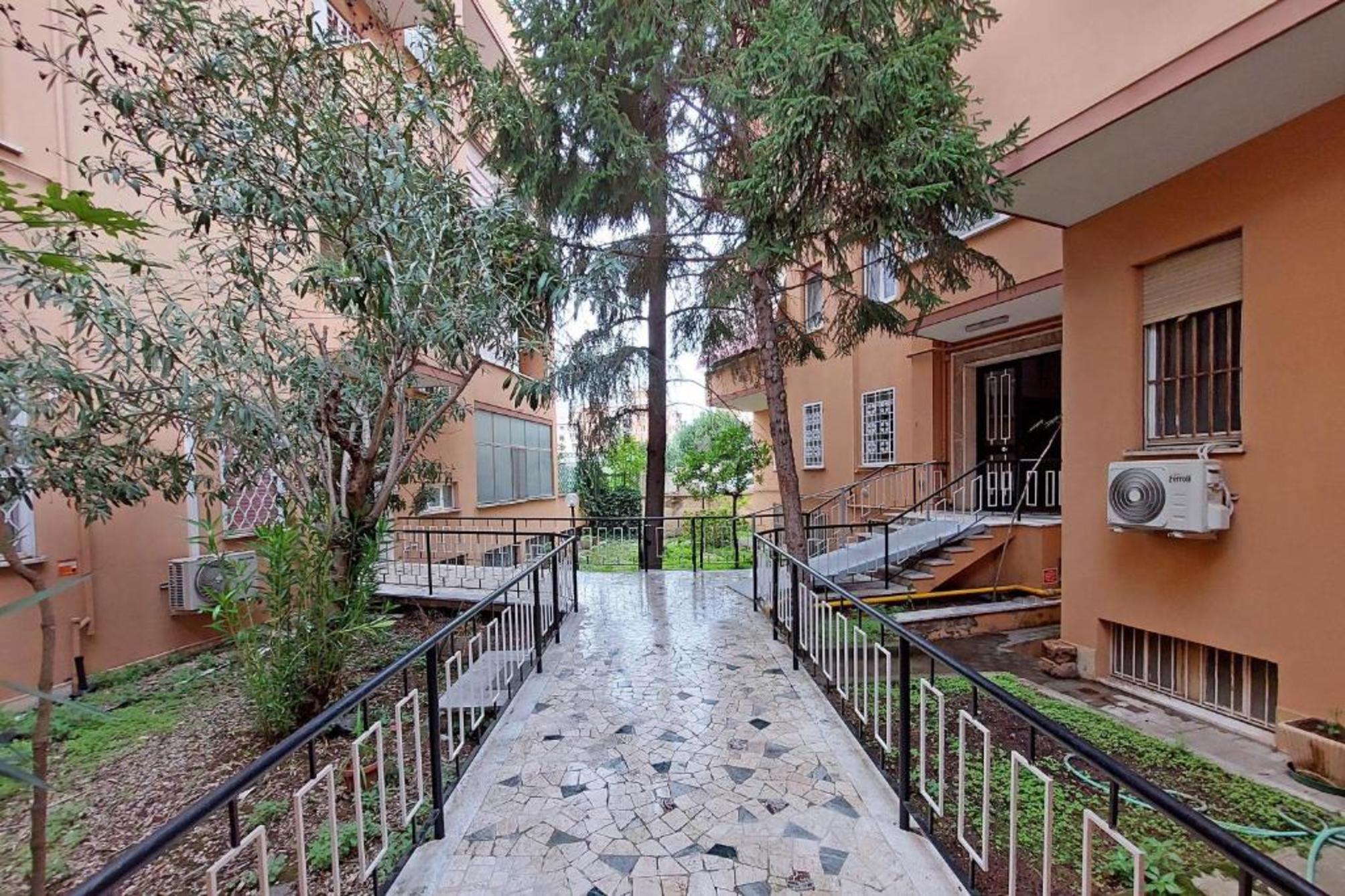 TM Apartment 1