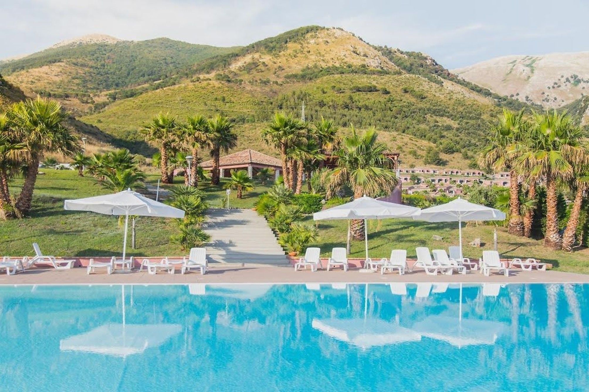 Nelema Beach Arco Magno Resort 1