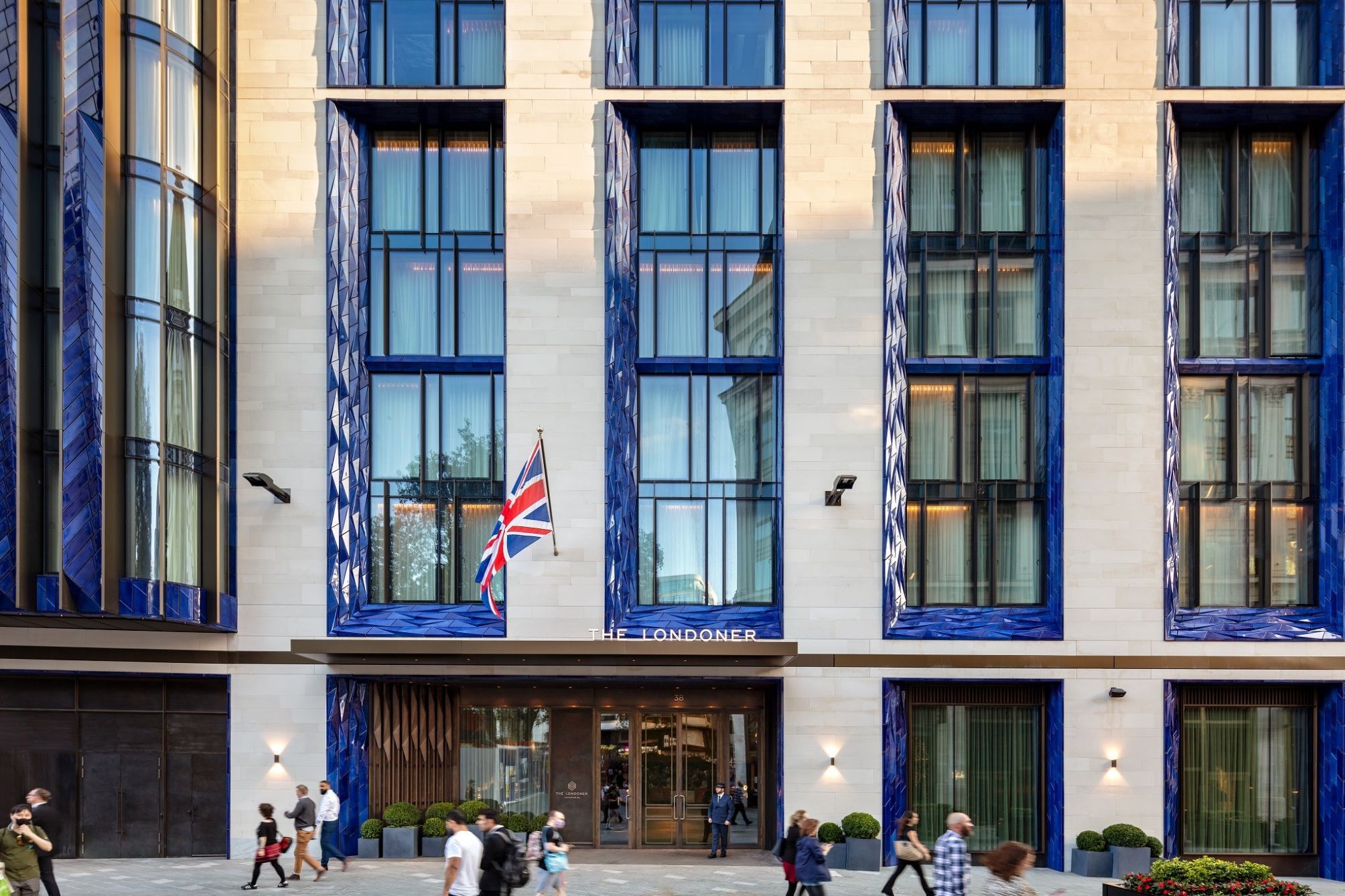 The Londoner 1