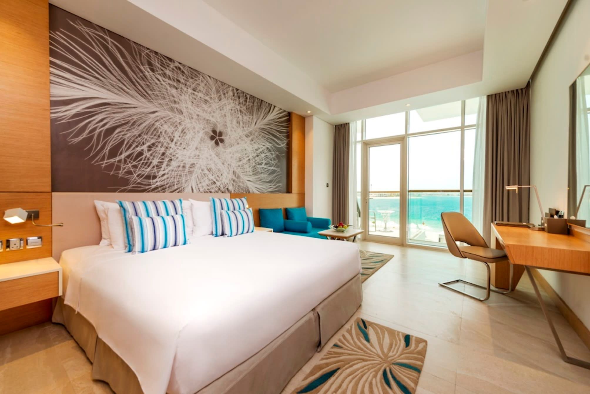 Royal Central Hotel and Resort The Palm 2