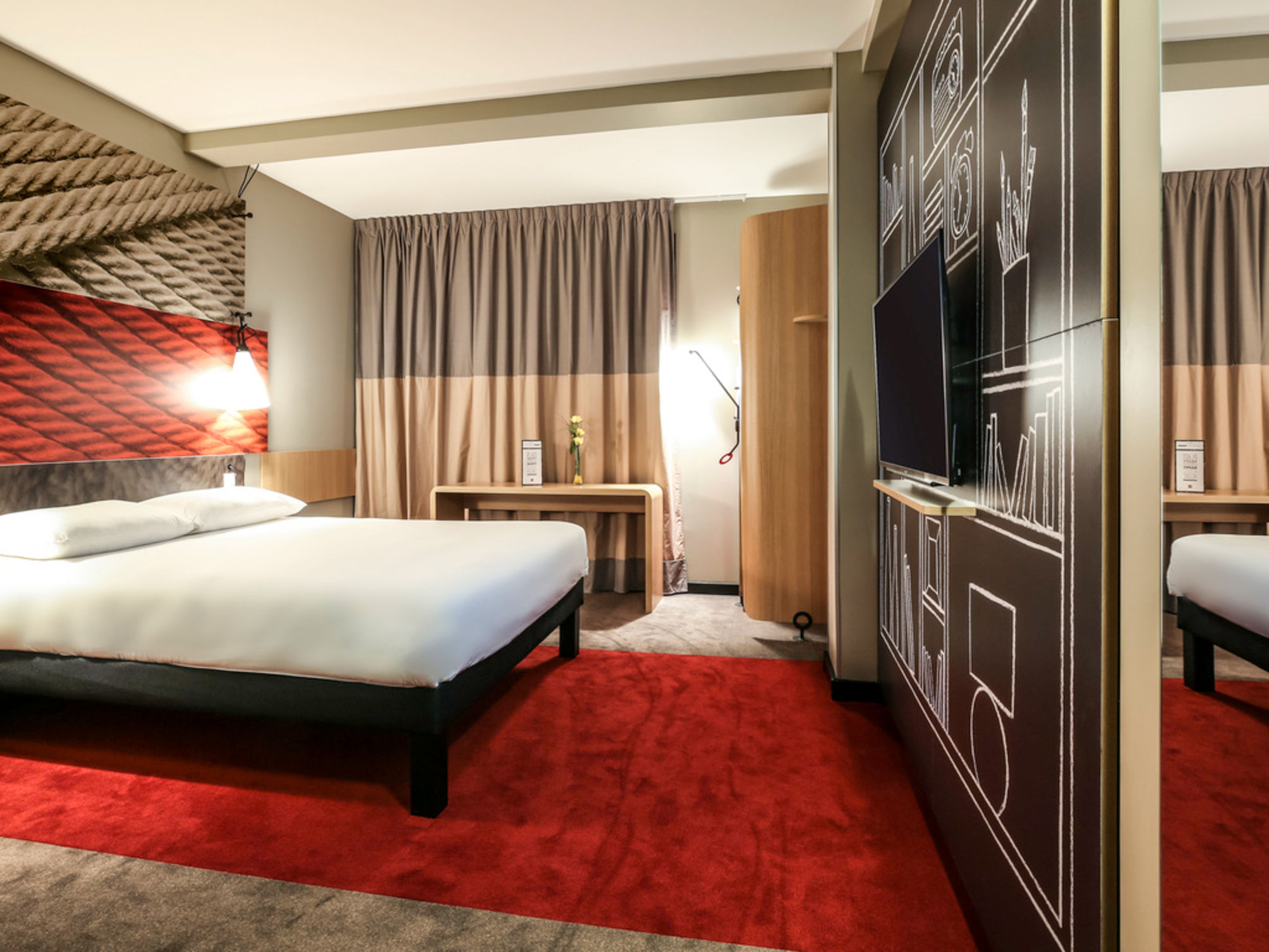Ibis Niort Est Mendes France 2