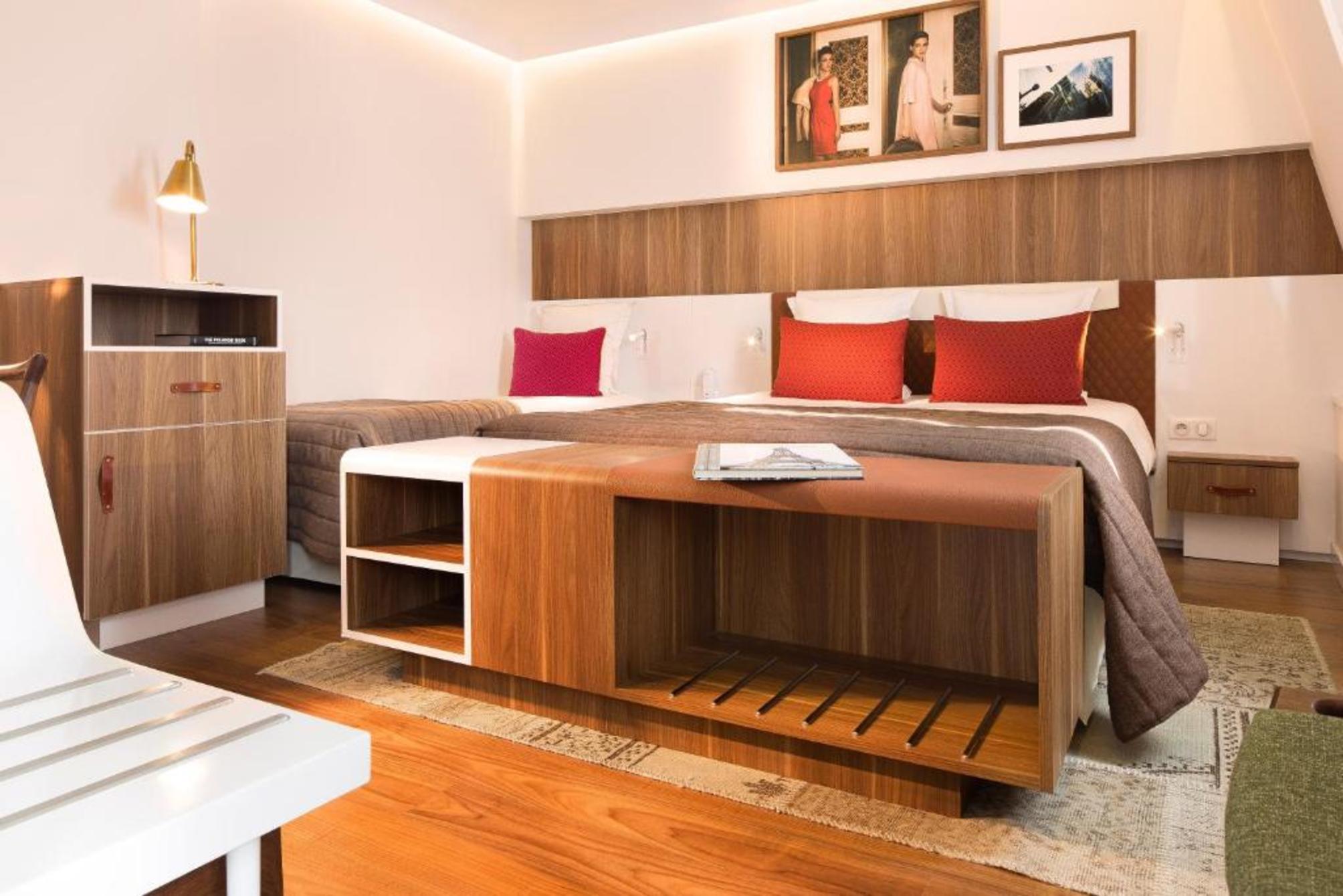 Hôtel Eiffel Turenne 1