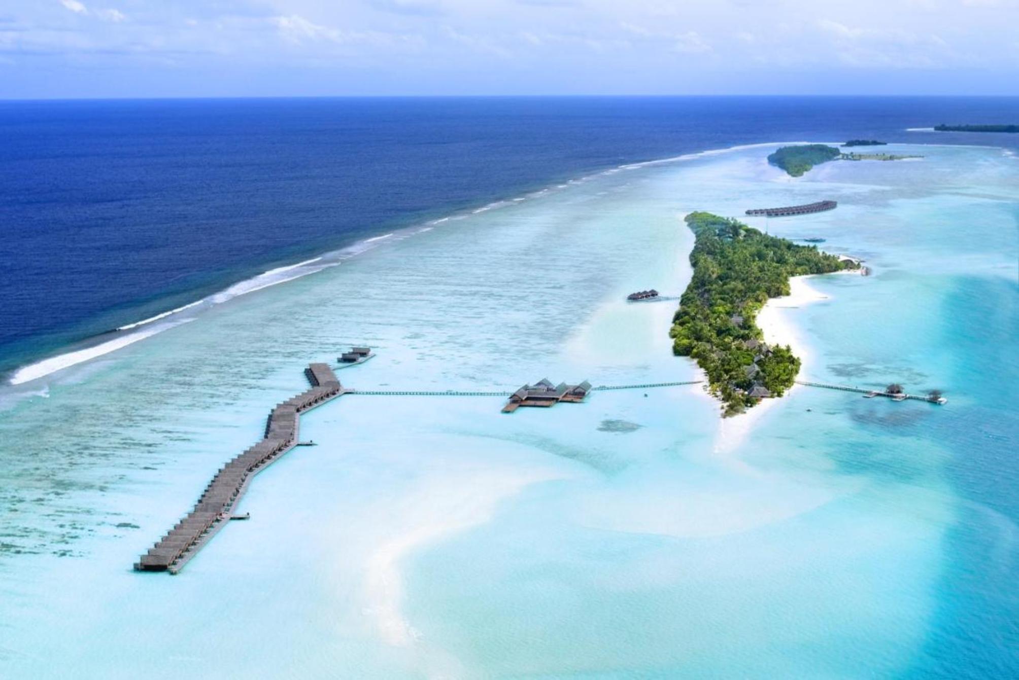 LUX South Ari Atoll Resort & Villas 1