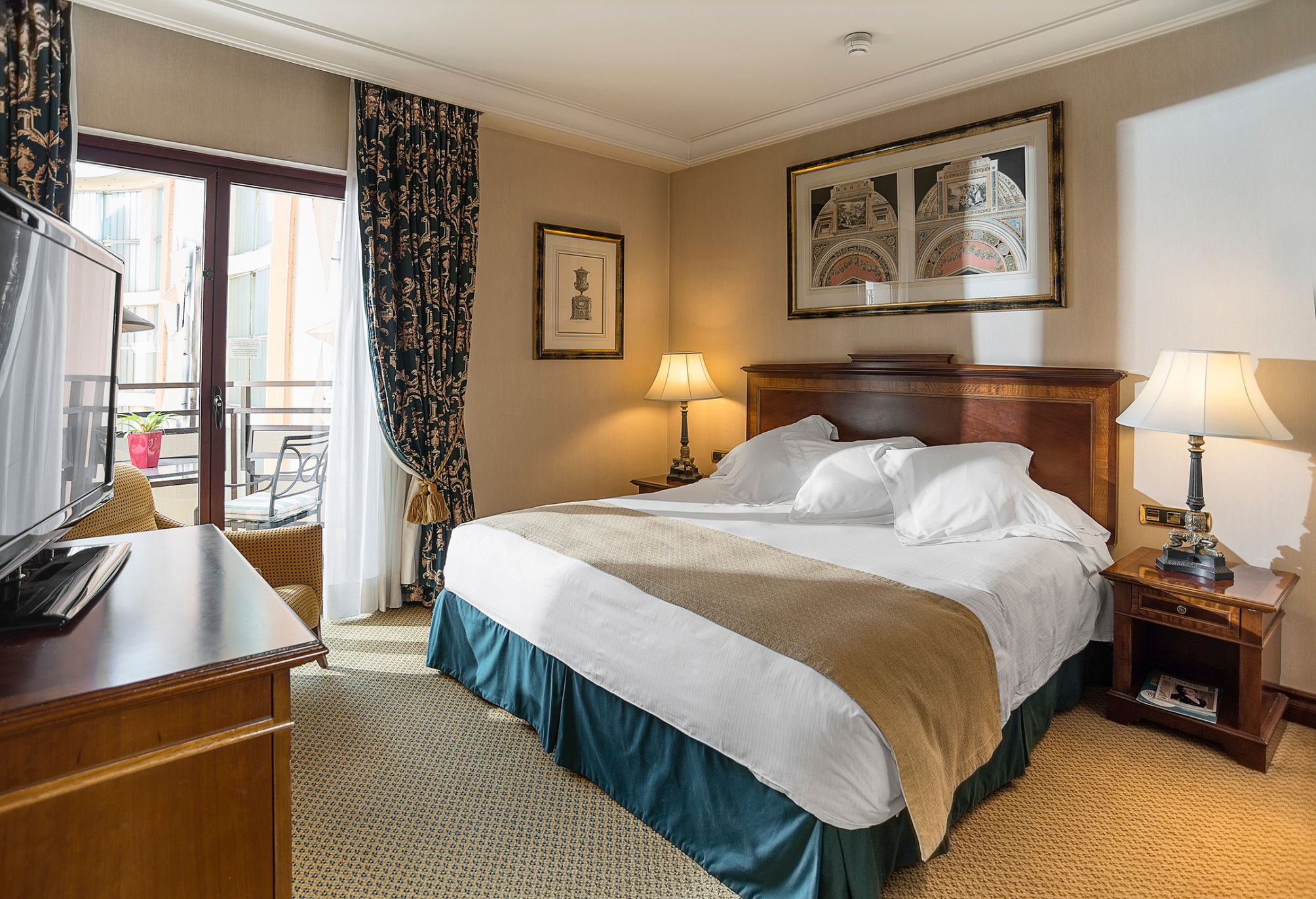 InterContinental Hotels MADRID by IHG 1