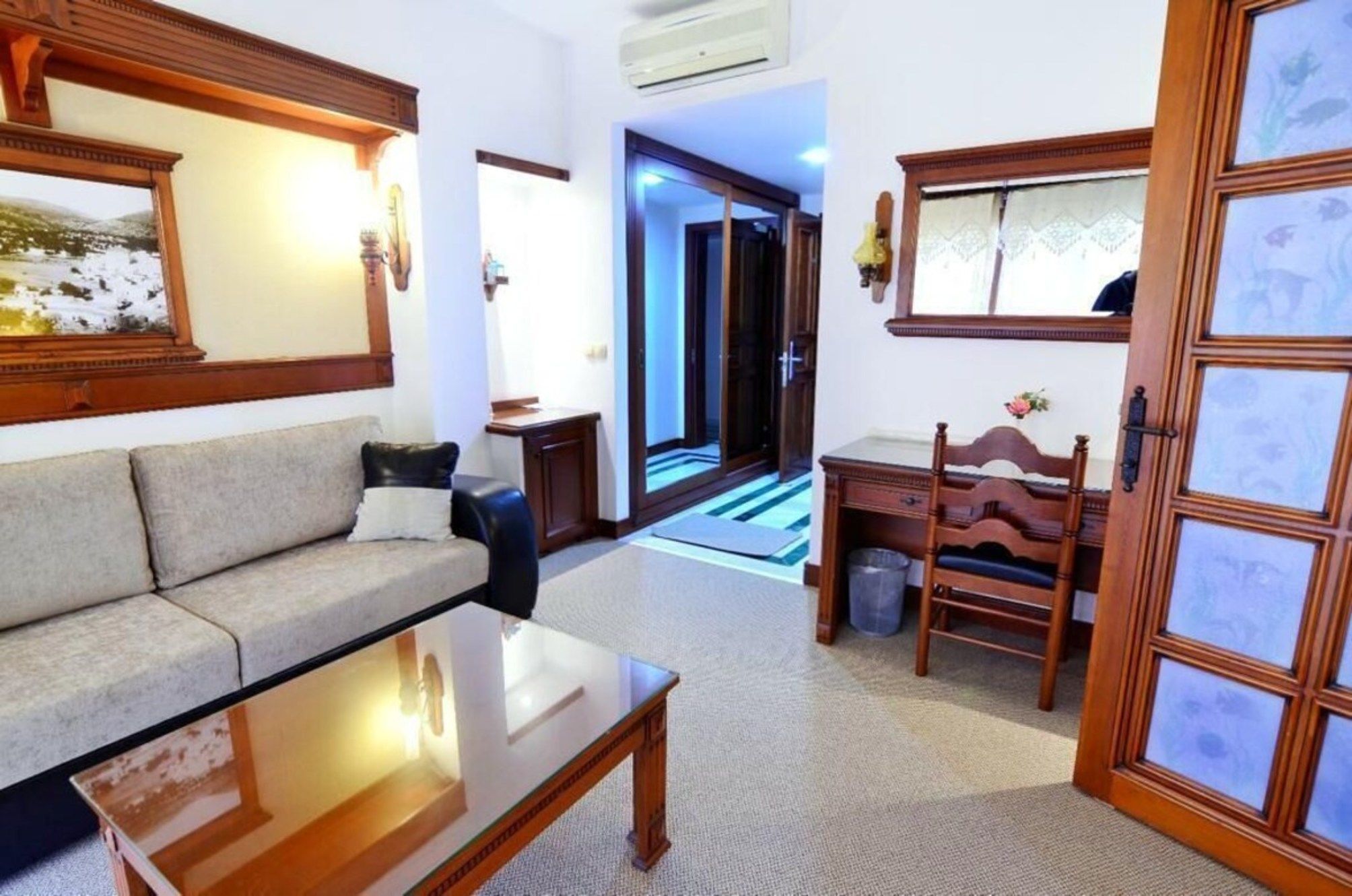 Gozen Hotel 2