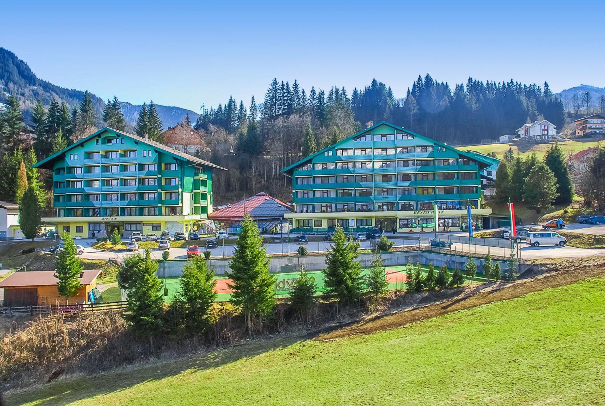 Alpine Club Resort 1