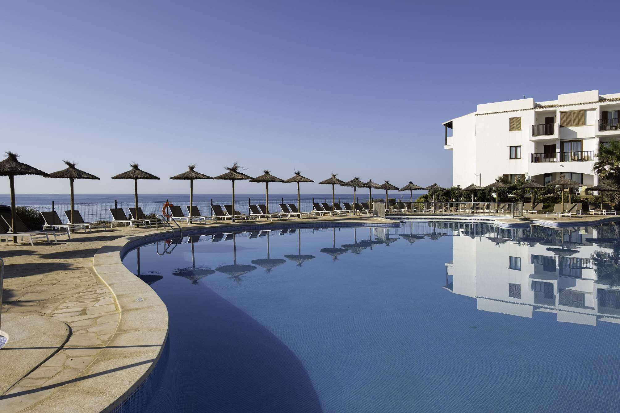 Alua Suites Las Rocas 1
