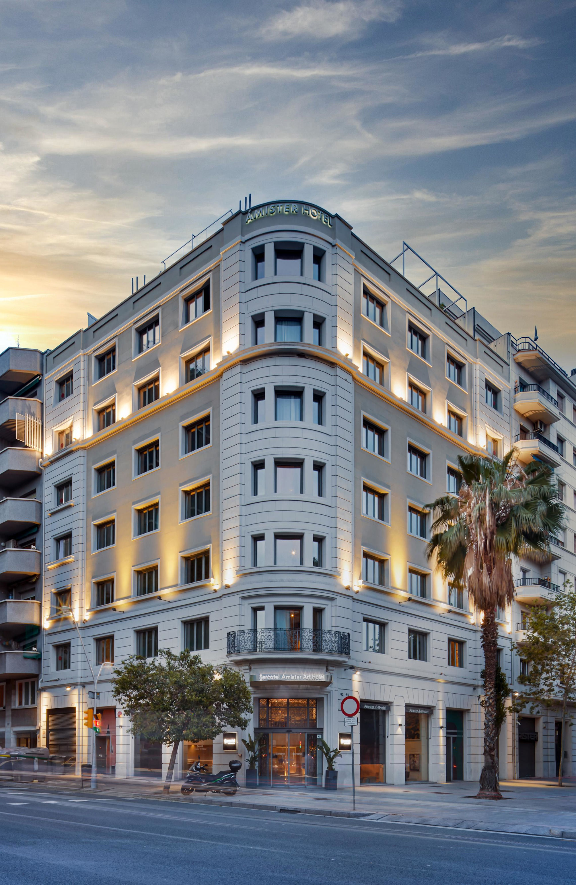 Sercotel Amister Art Hotel 2