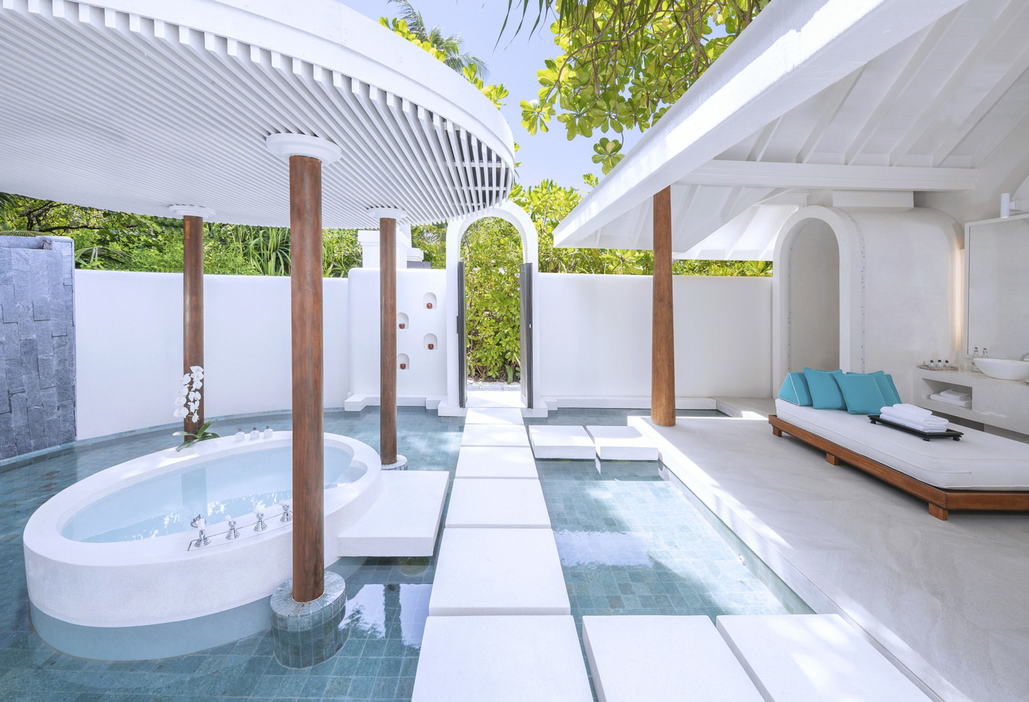 Anantara Kihavah Maldives Villas 1