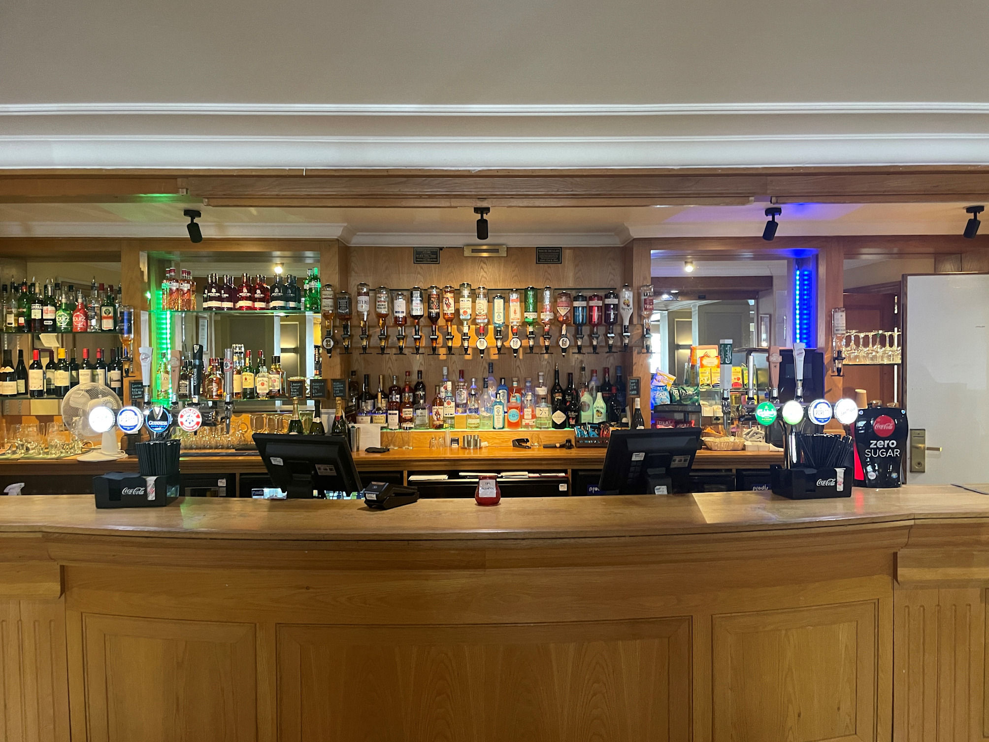 Airport Inn Manchester 1