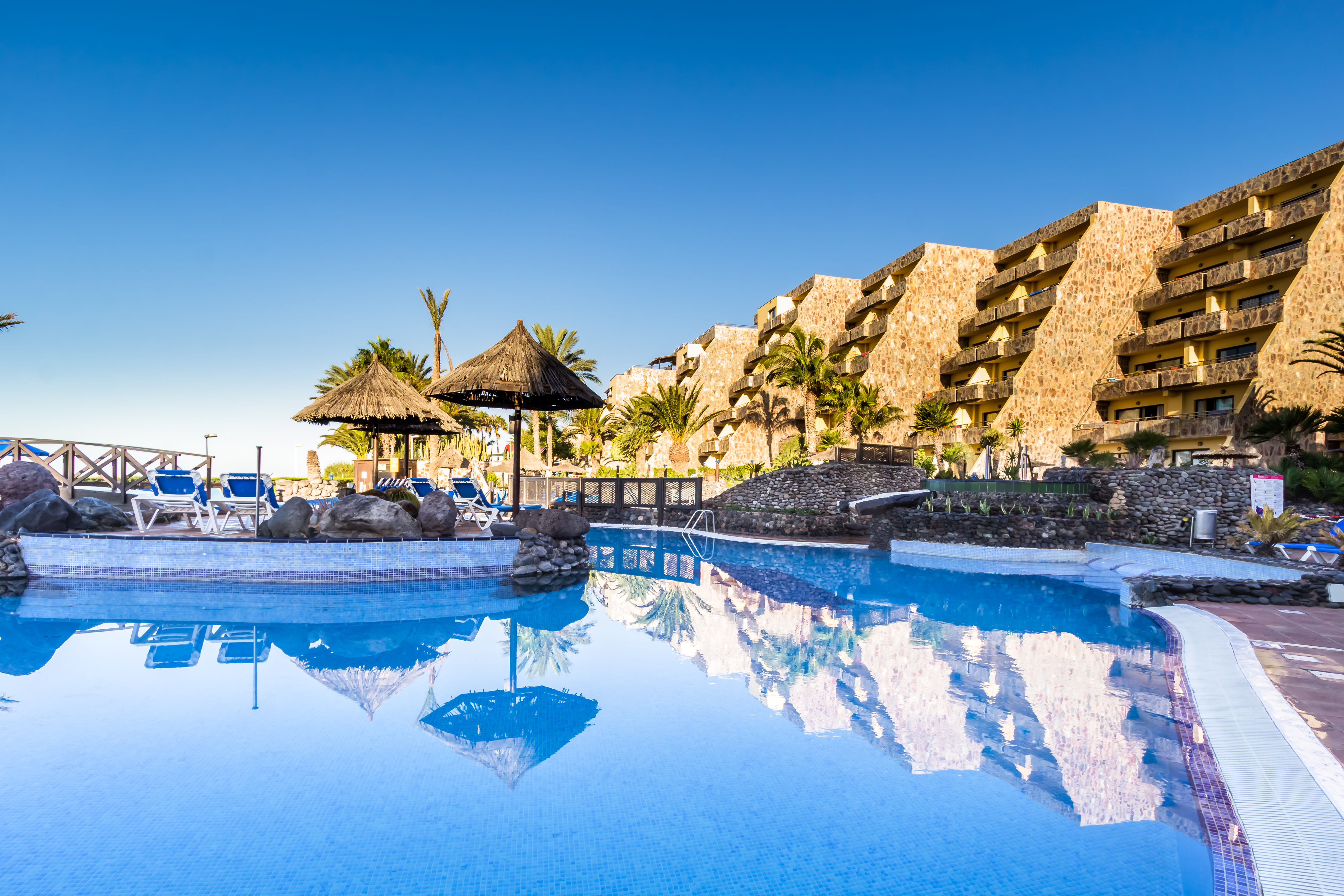 Apartamentos BlueBay Beach Club 2