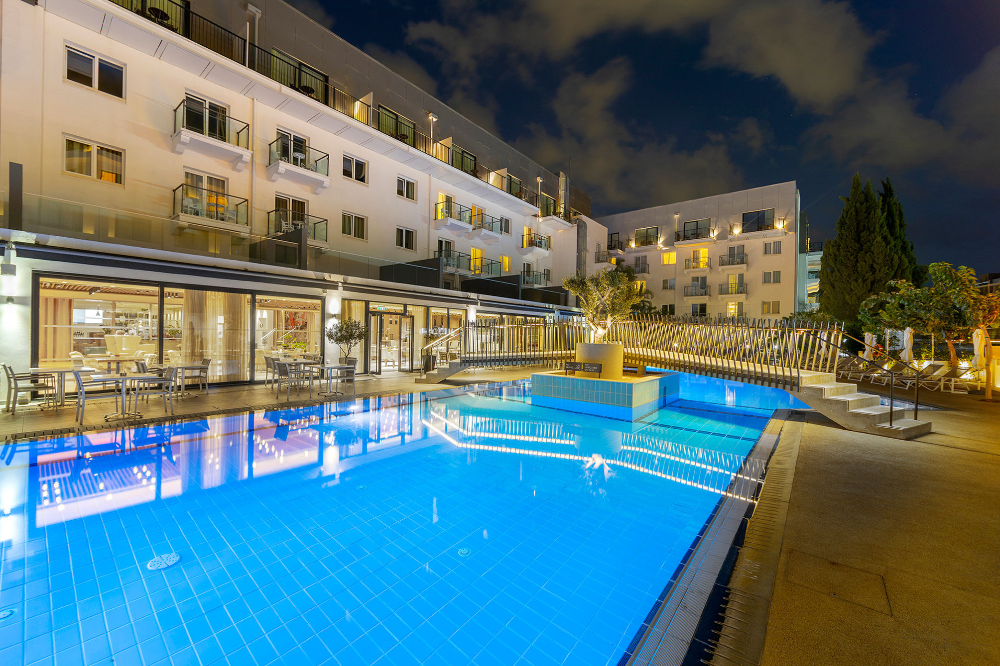 Anemi Hotel & Suites 2
