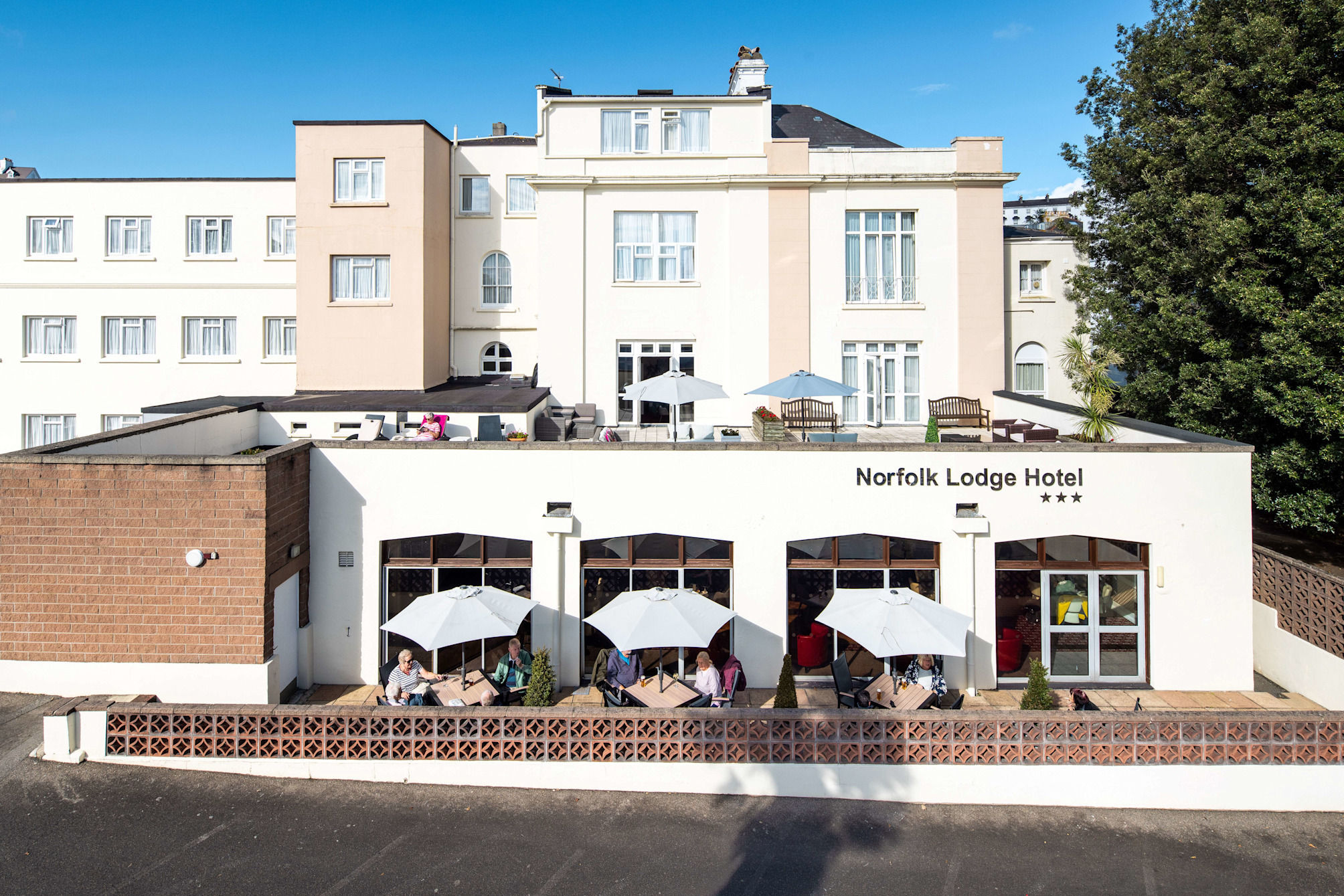 The Norfolk Lodge Hotel 2