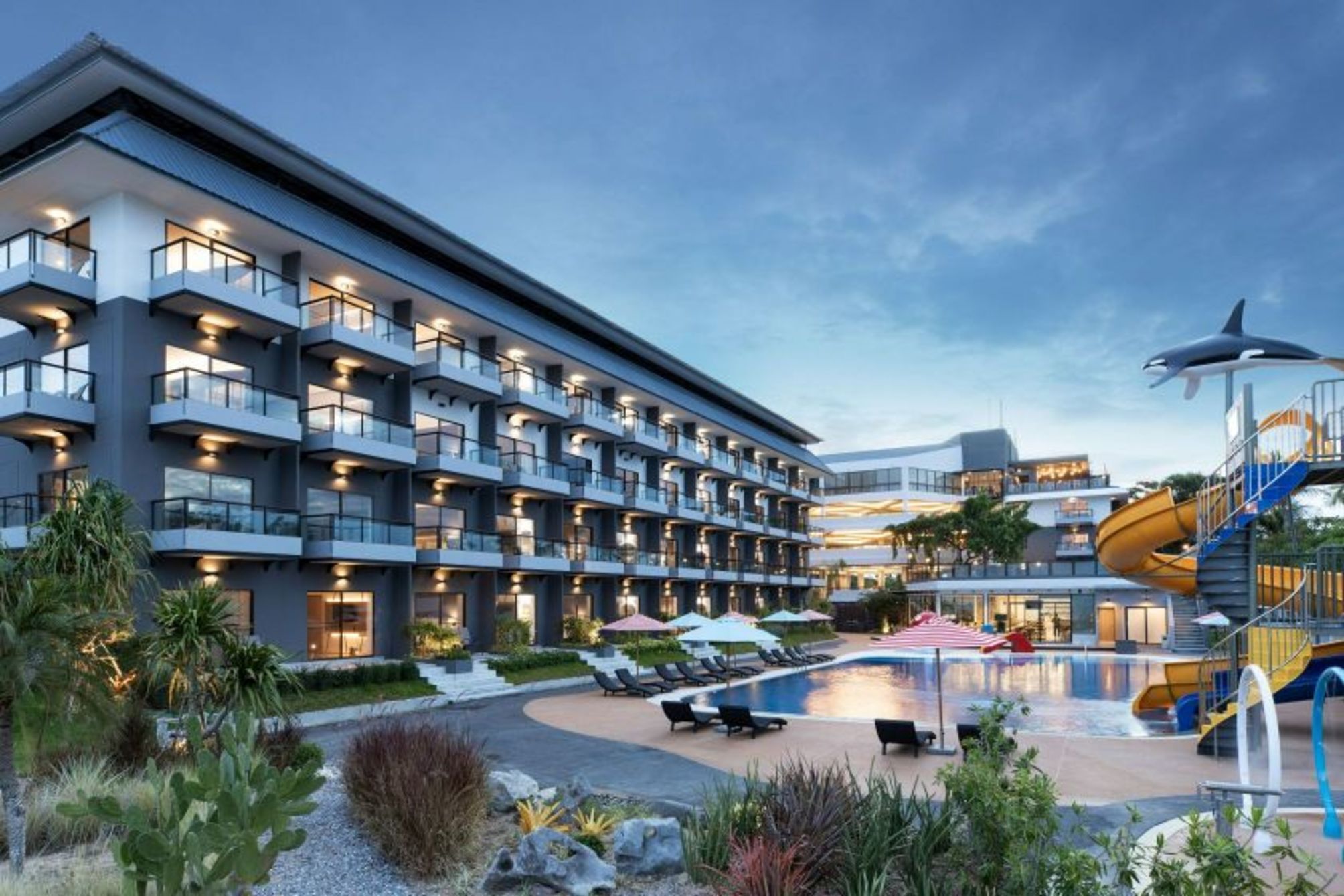 Centara Life Cha-Am Beach Resort Hua Hin 1