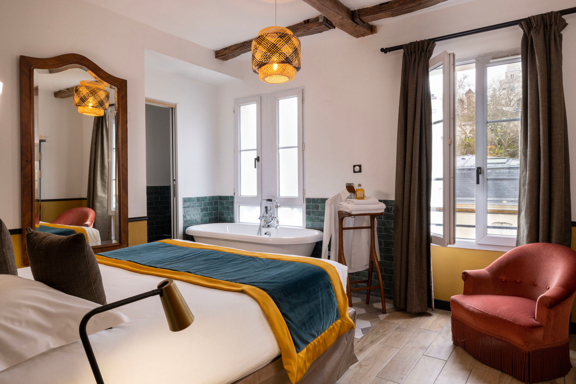 Le Village Montmartre 1