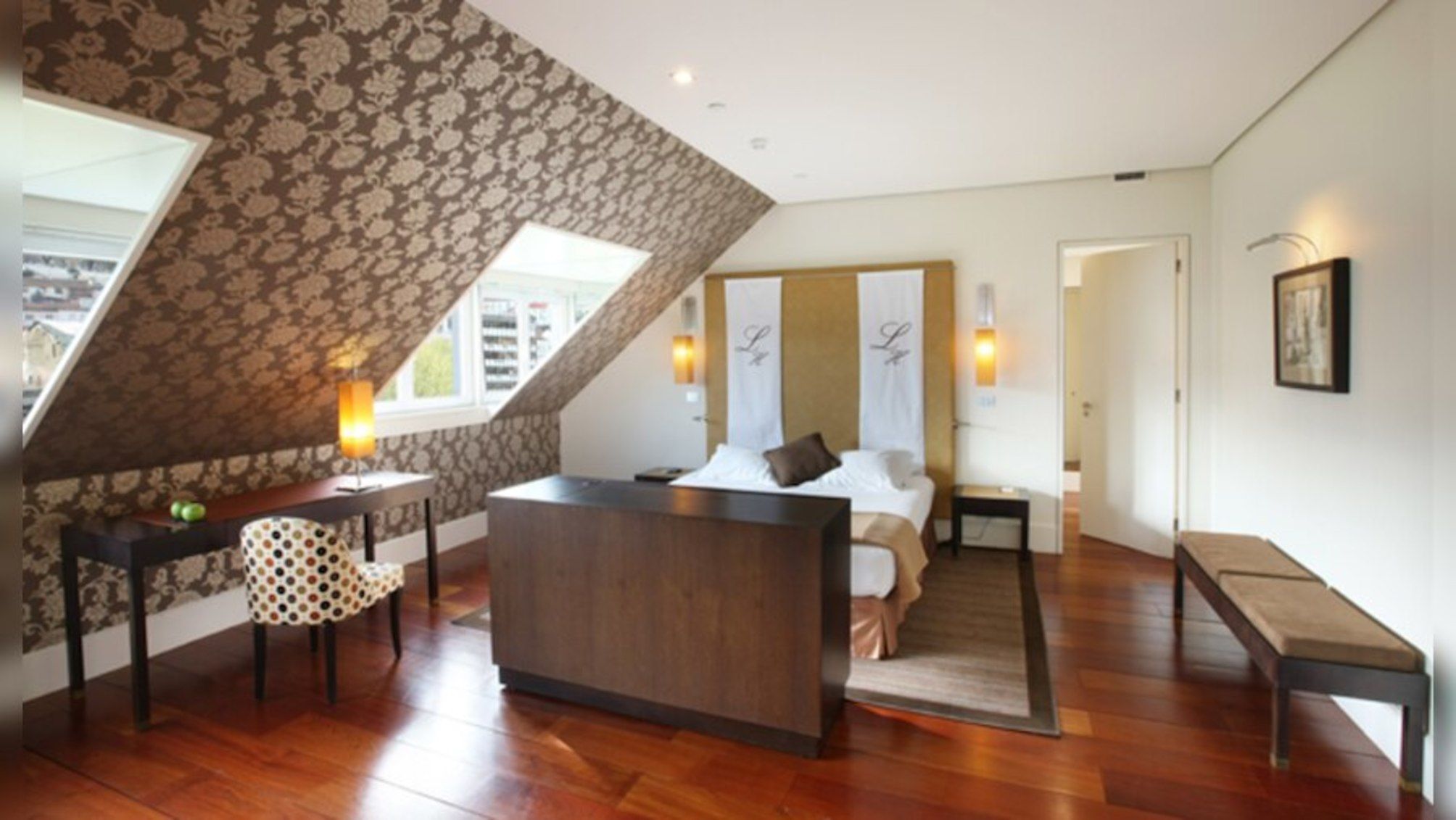 Suite, junior