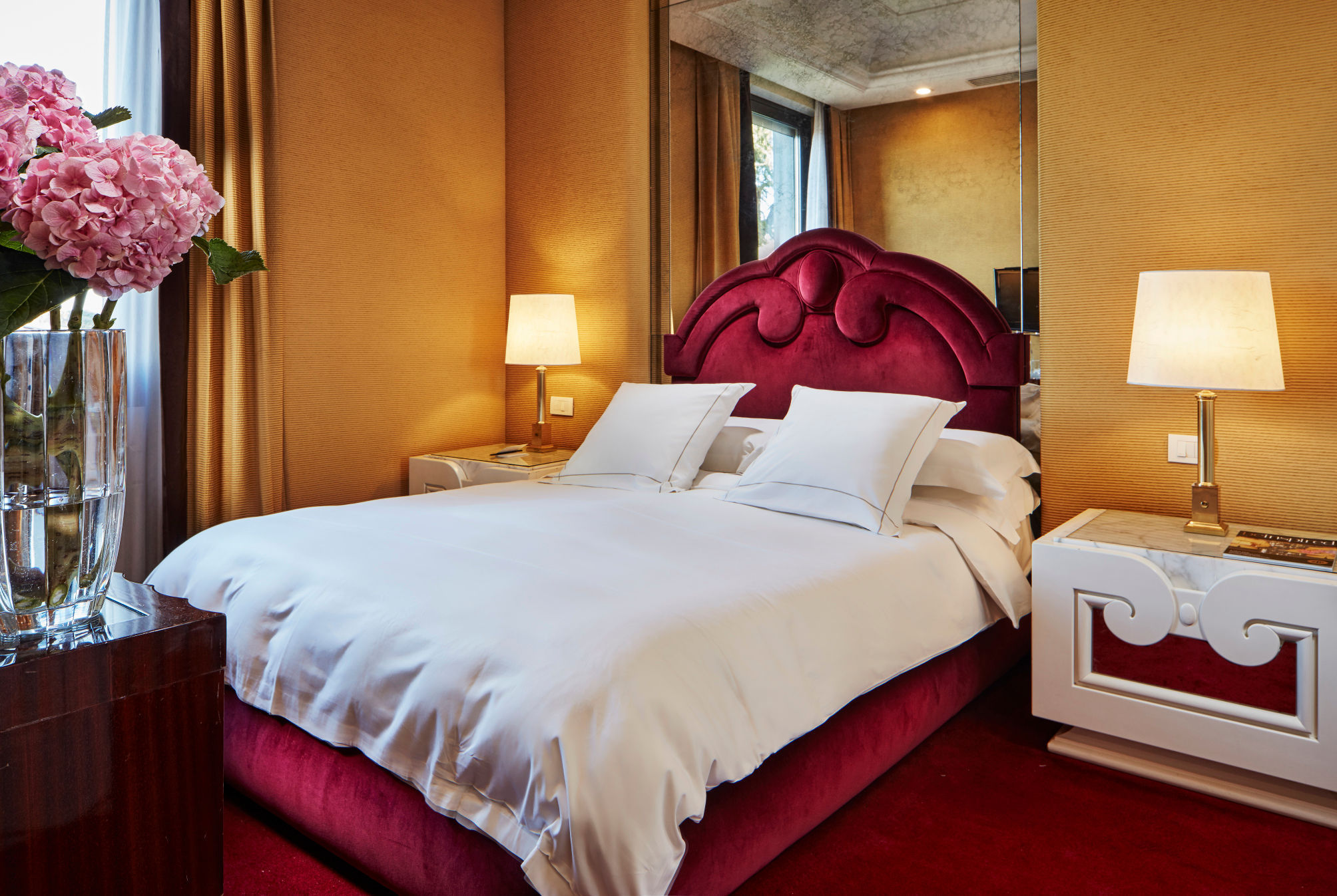 Lord Byron Hotel 1