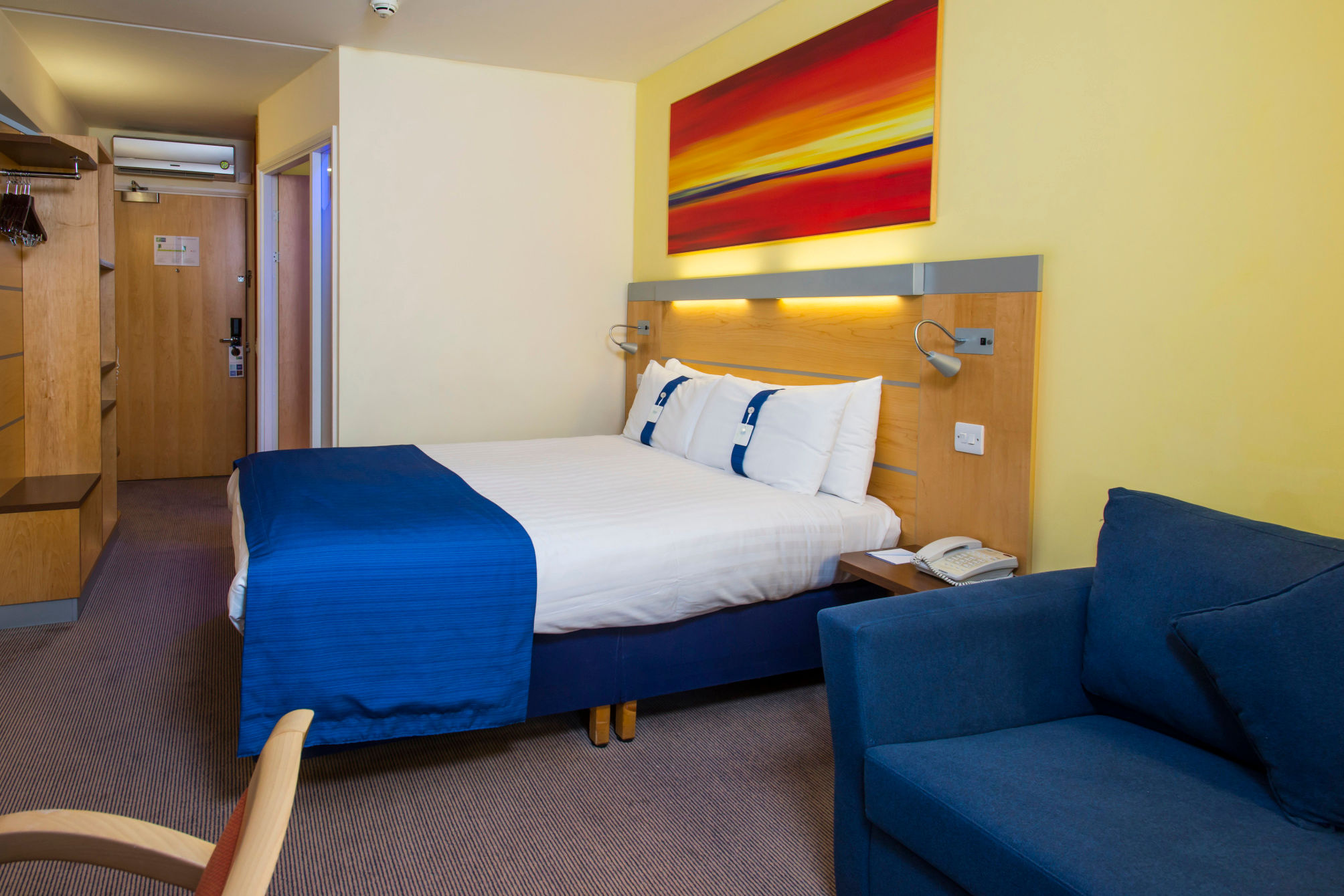 Holiday Inn Express EDINBURGH - ROYAL MILE by IHG 2