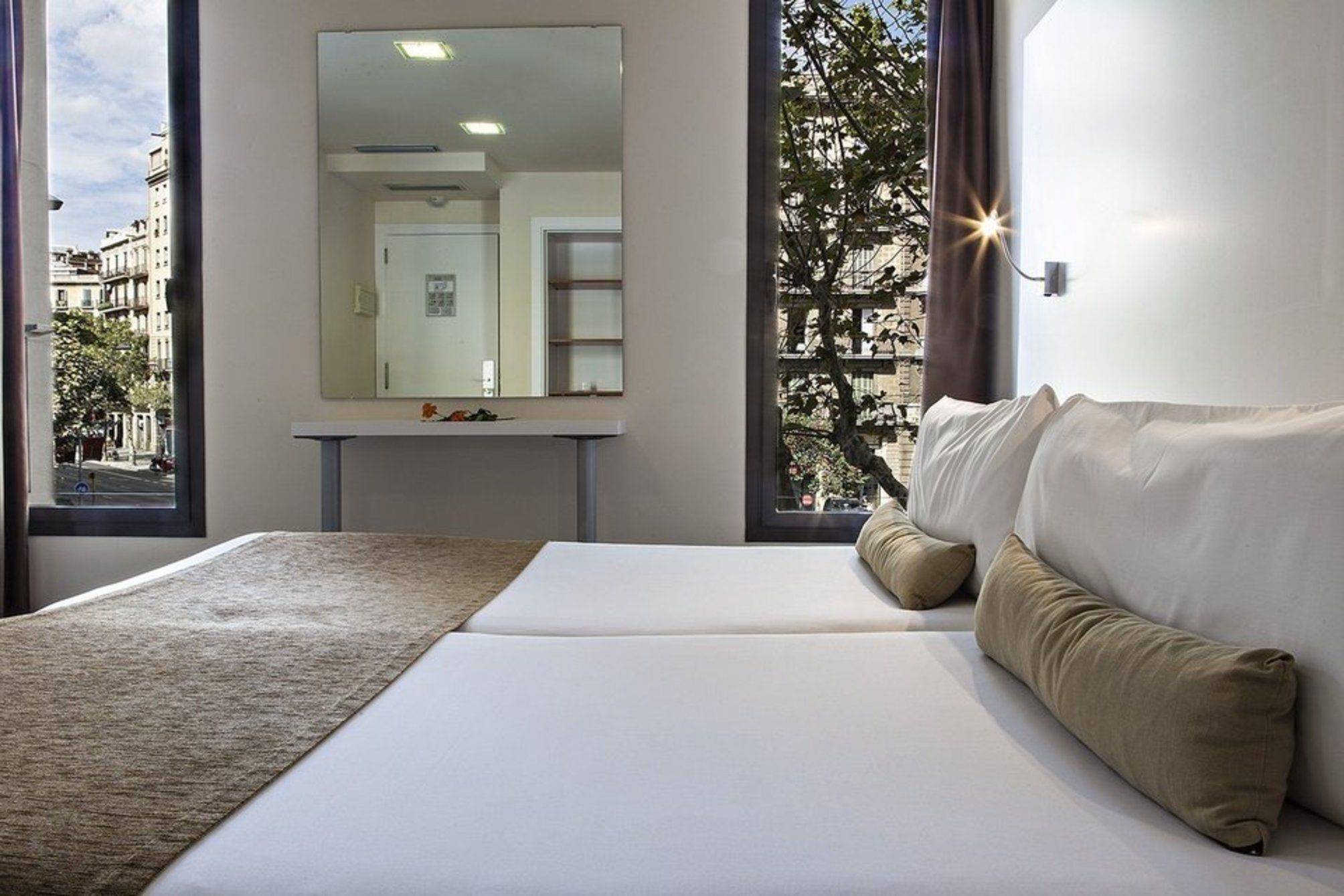 BCN Urbaness Hotels Del Comte 1