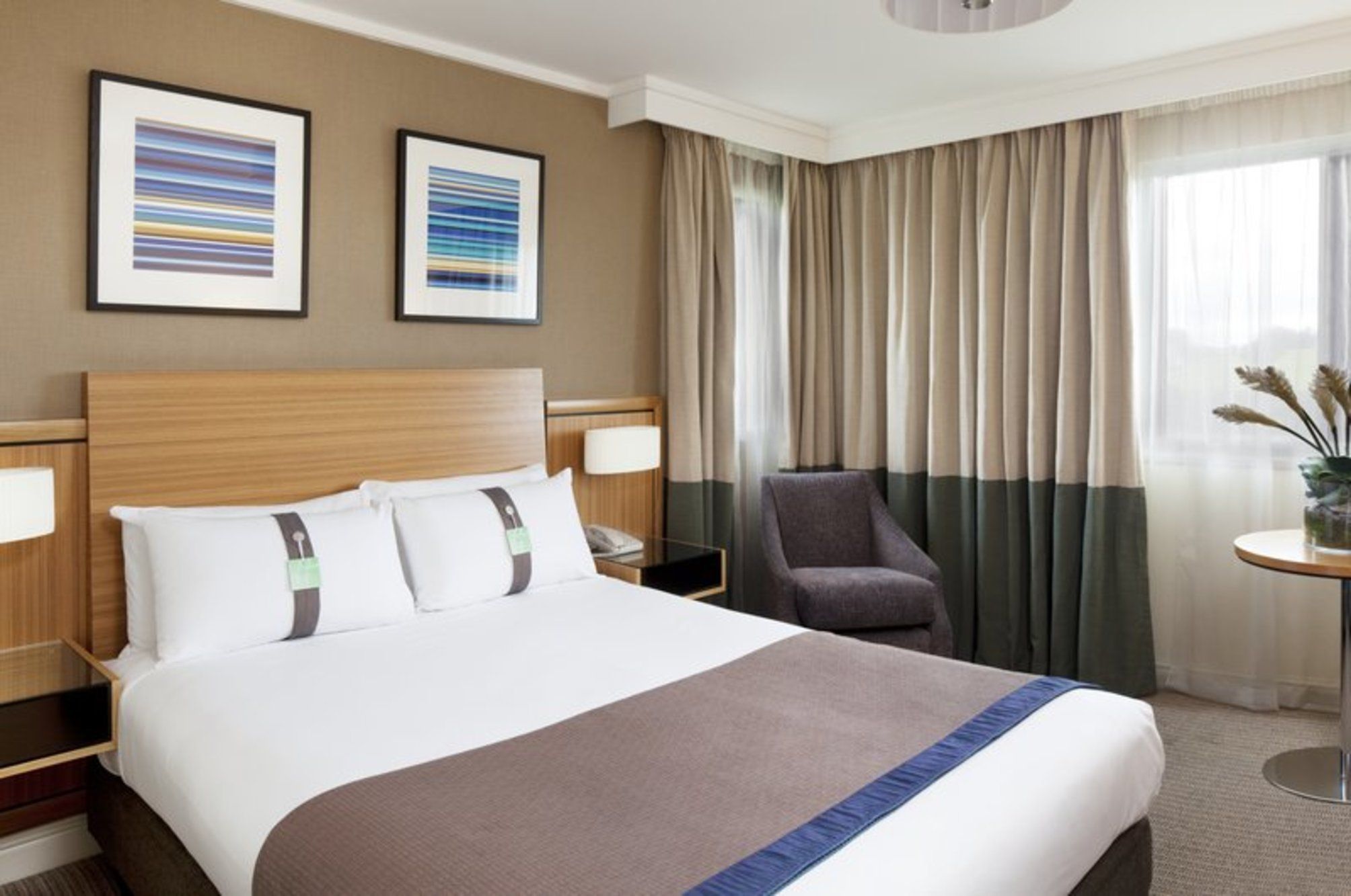 Holiday Inn BIRMINGHAM - BROMSGROVE by IHG 1