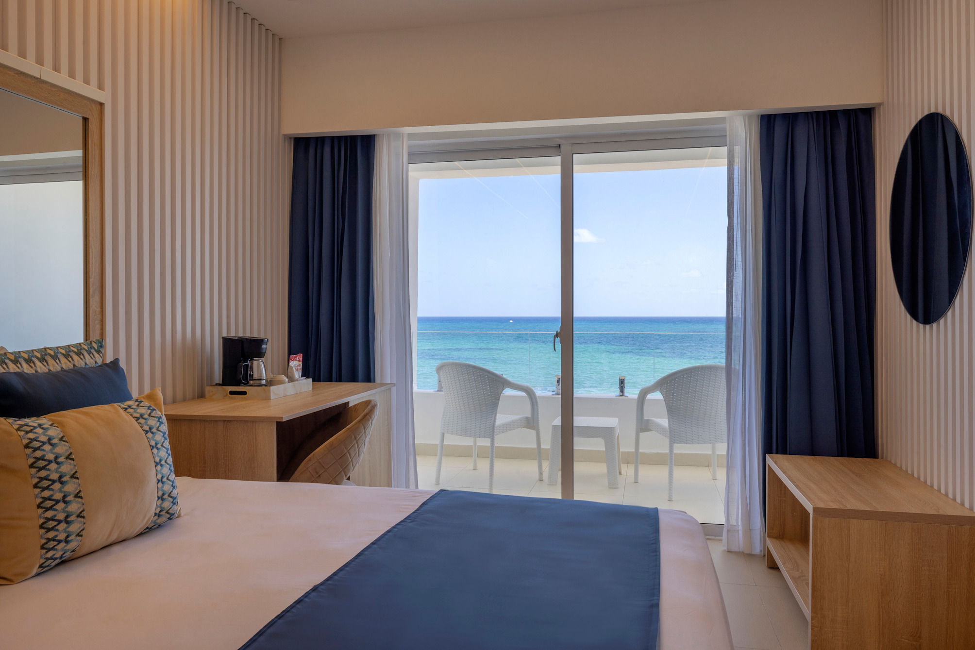 Doppelzimmer mit Meerblick