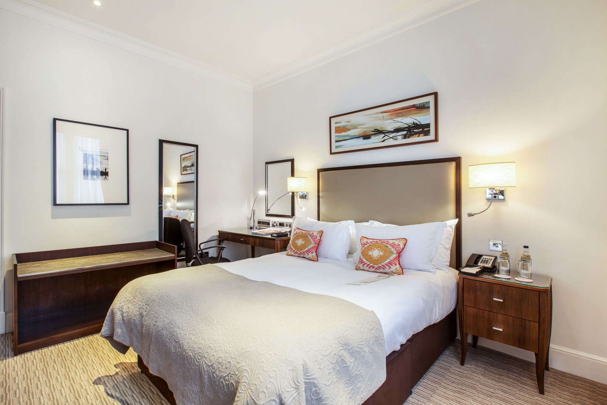 Executive King Room 