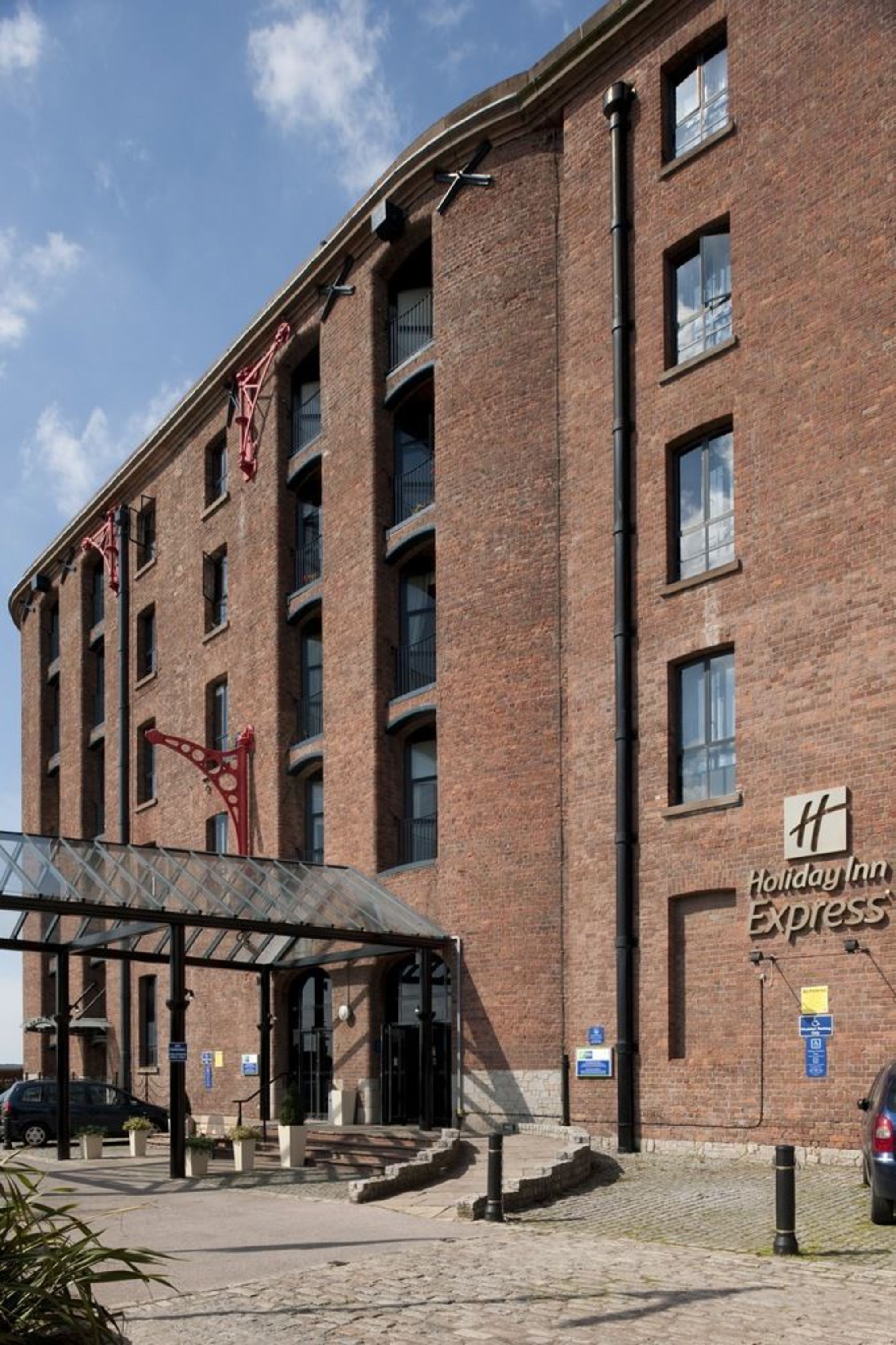Holiday Inn Express LIVERPOOL - ROYAL ALBERT DOCK by IHG 2