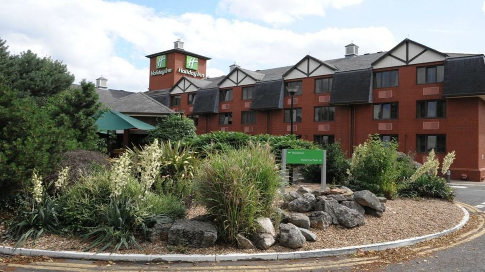 Holiday Inn NORTHAMPTON by IHG 2