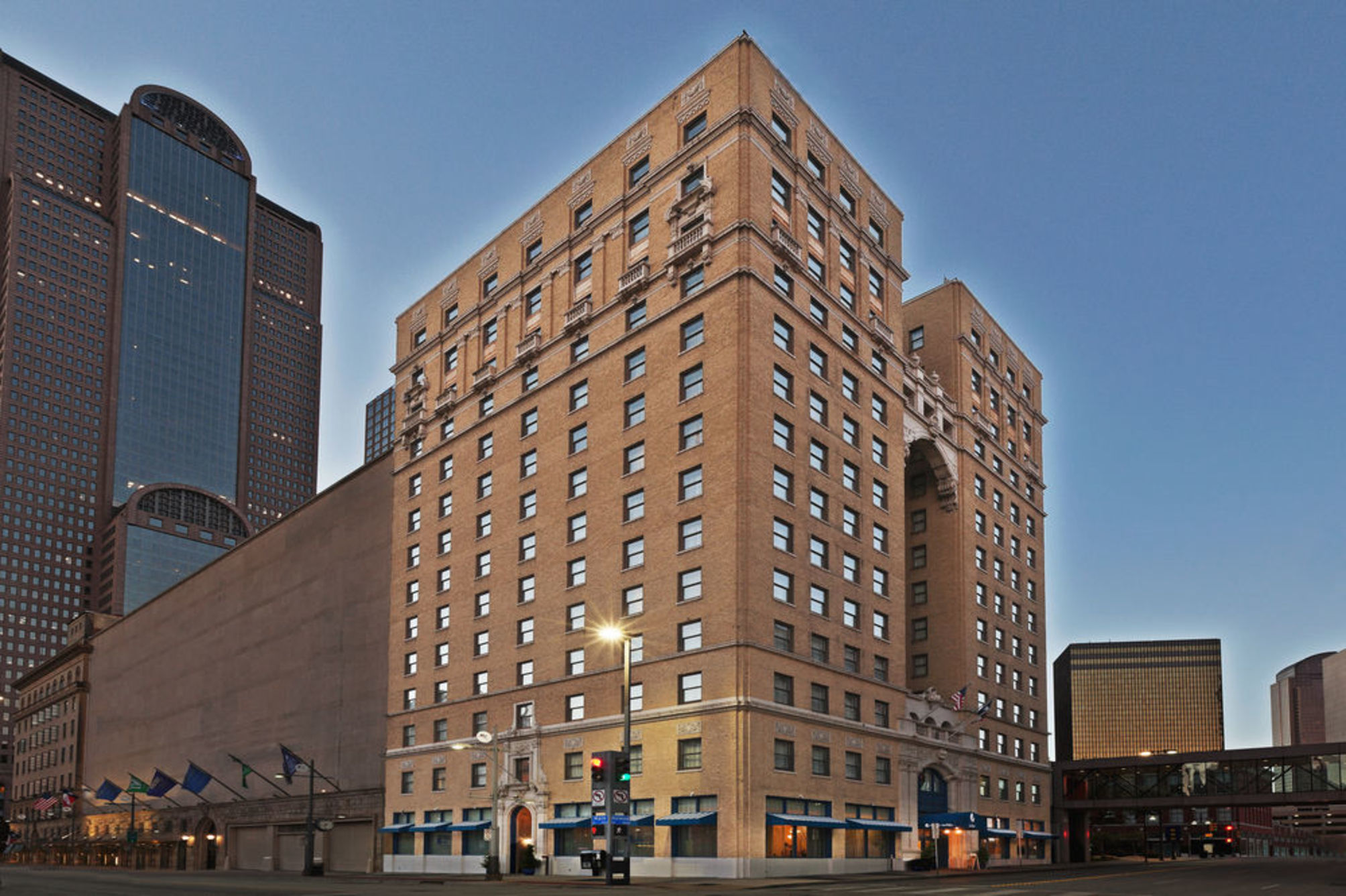 Hotel Indigo DALLAS DOWNTOWN by IHG 2