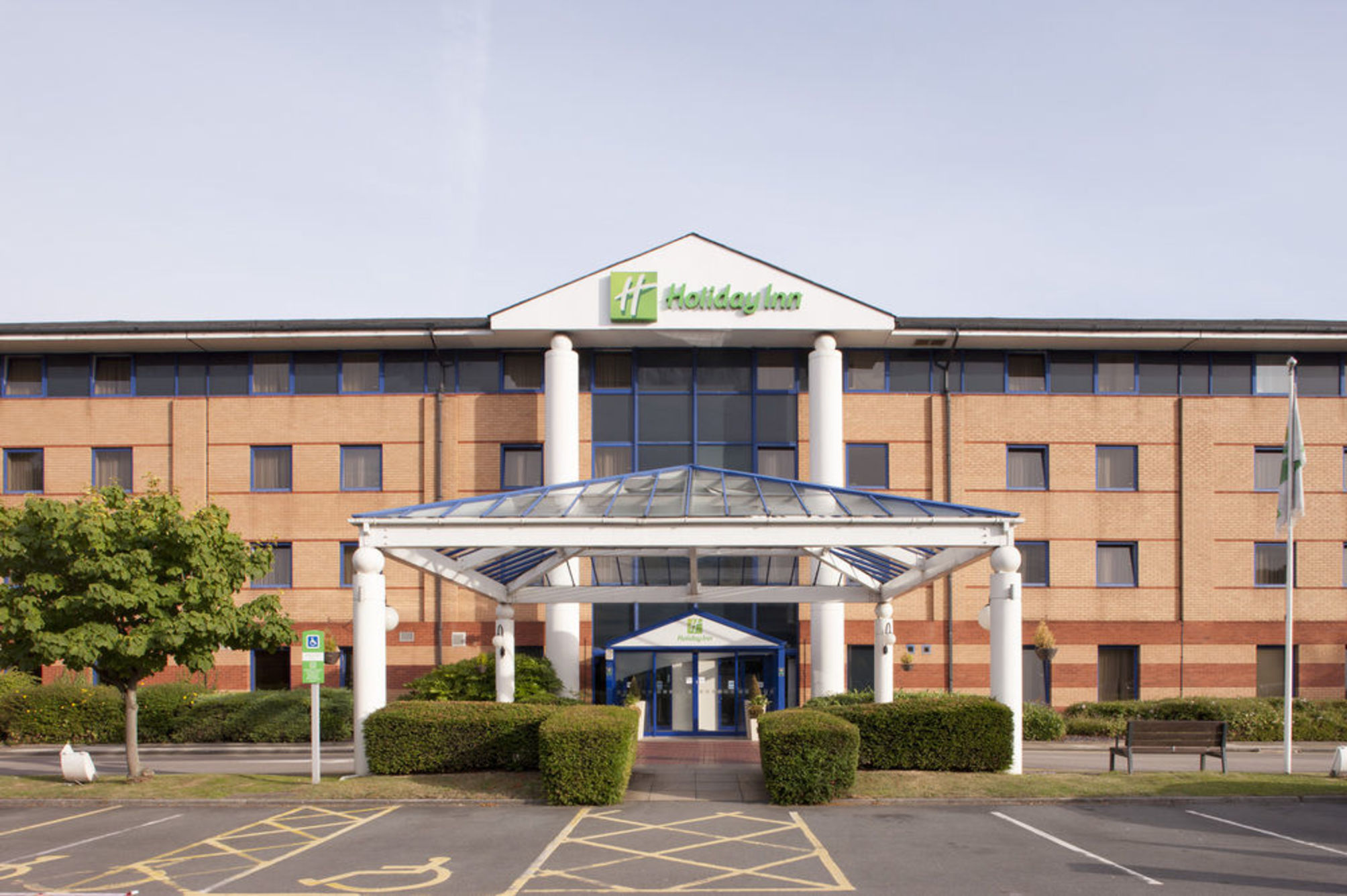Holiday Inn WARRINGTON by IHG 1