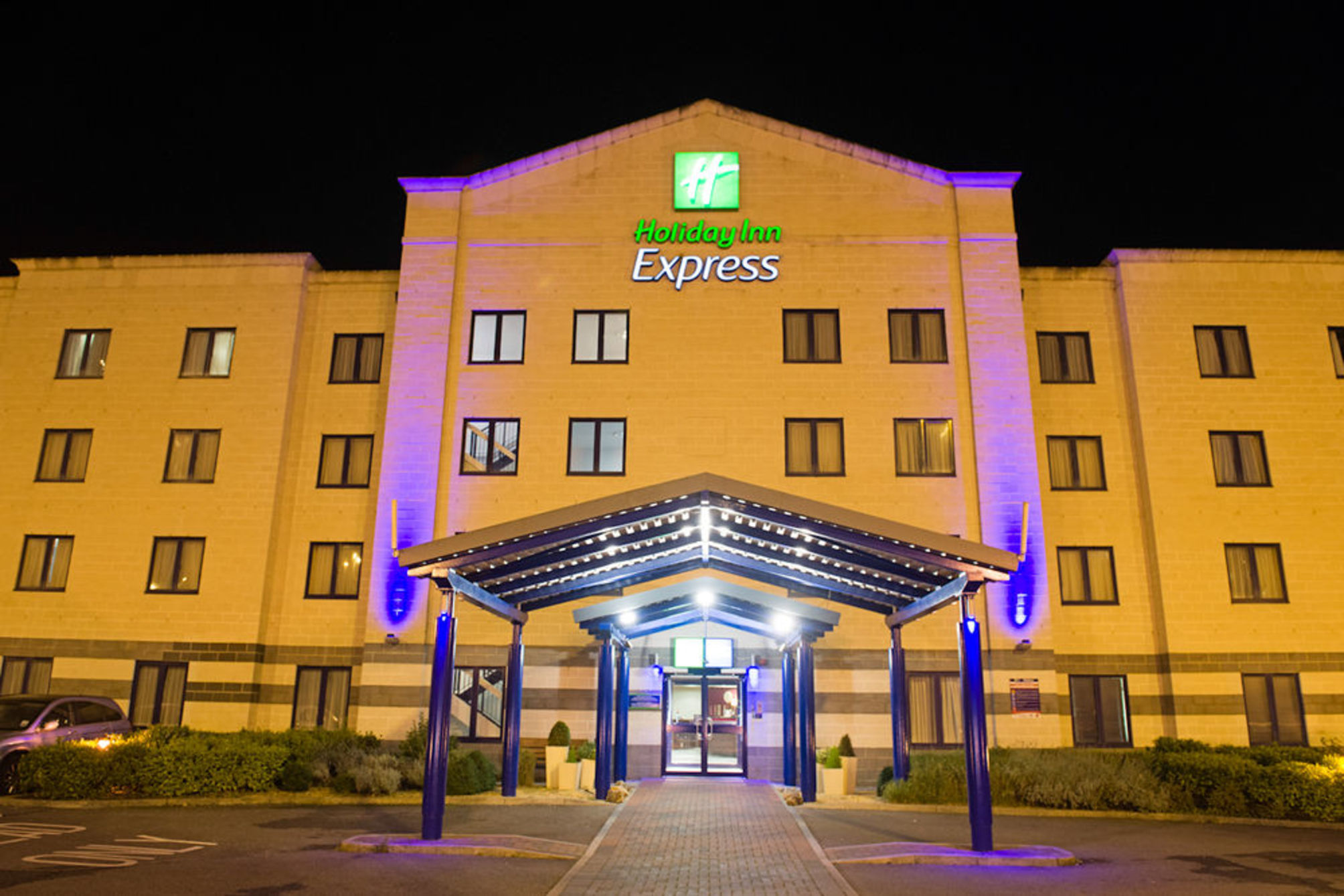 Holiday Inn Express POOLE by IHG 1
