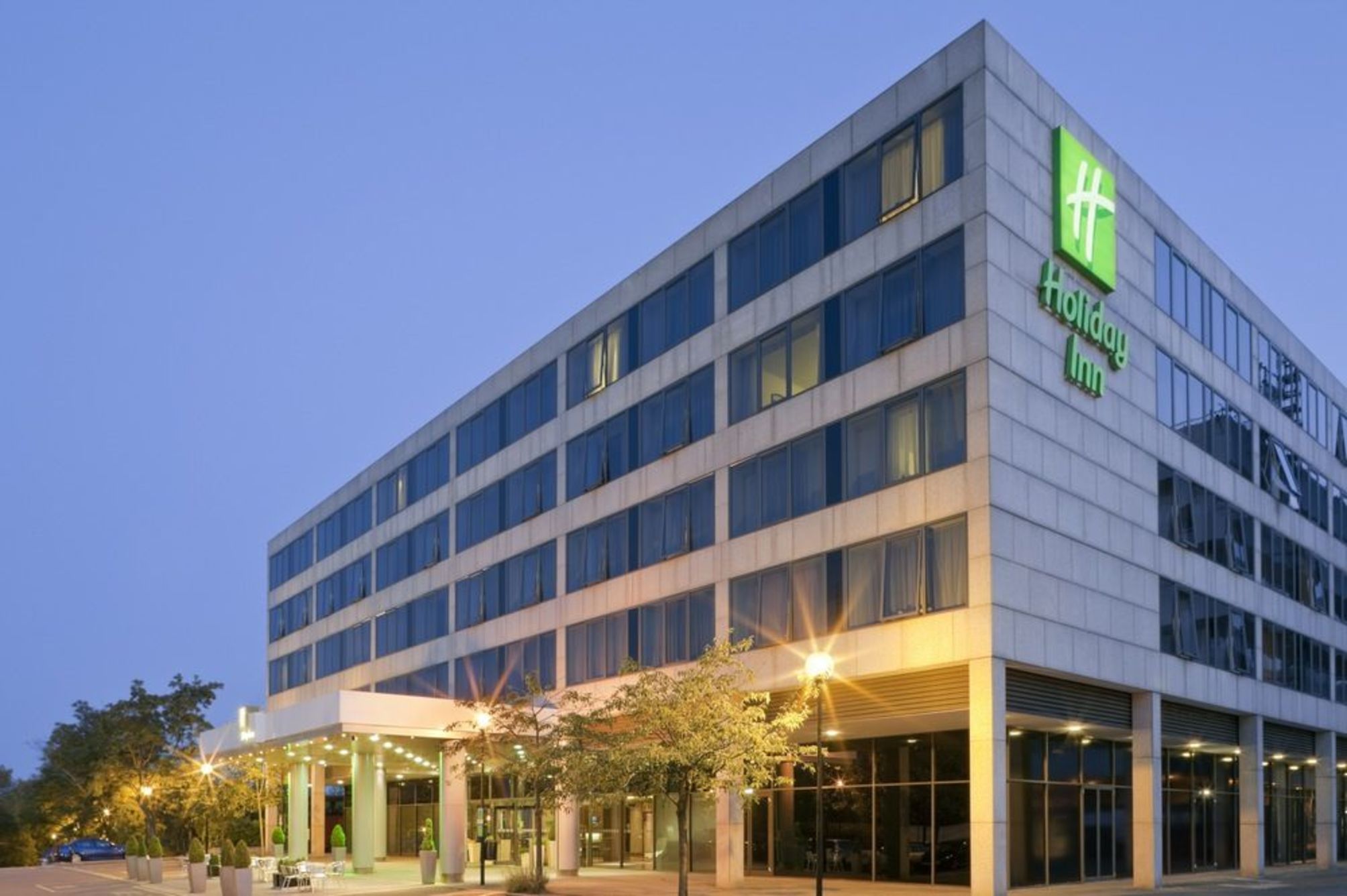 Holiday Inn MILTON KEYNES - CENTRAL by IHG 2