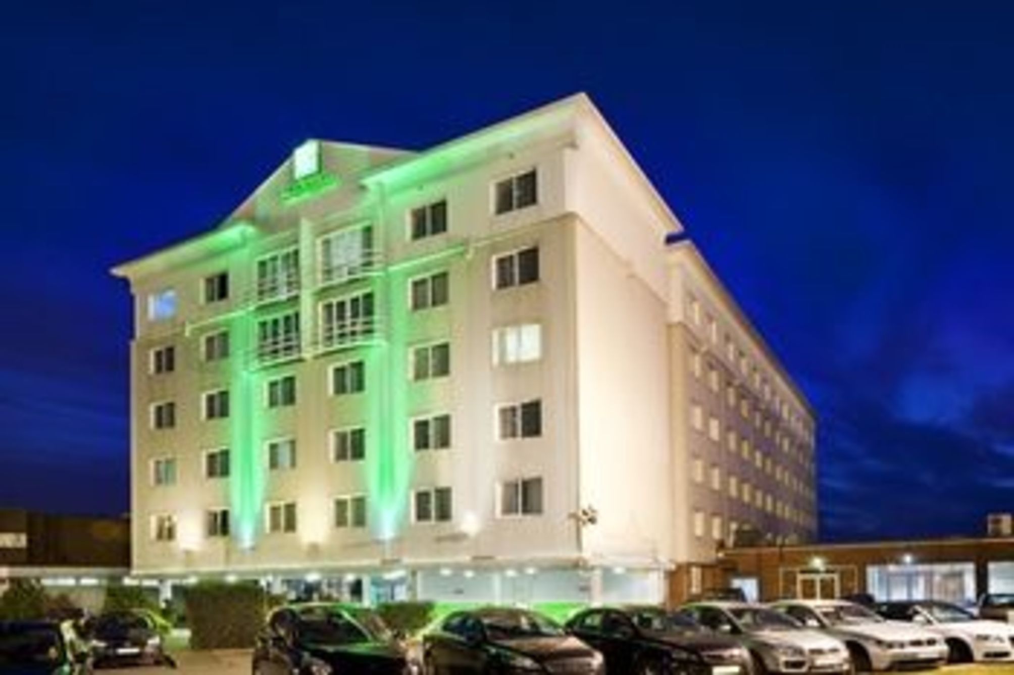 Holiday Inn BASILDON by IHG 2
