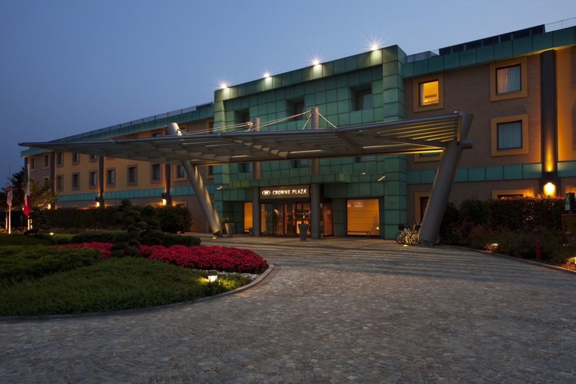 Crowne Plaza MILAN - MALPENSA AIRPORT by IHG 2
