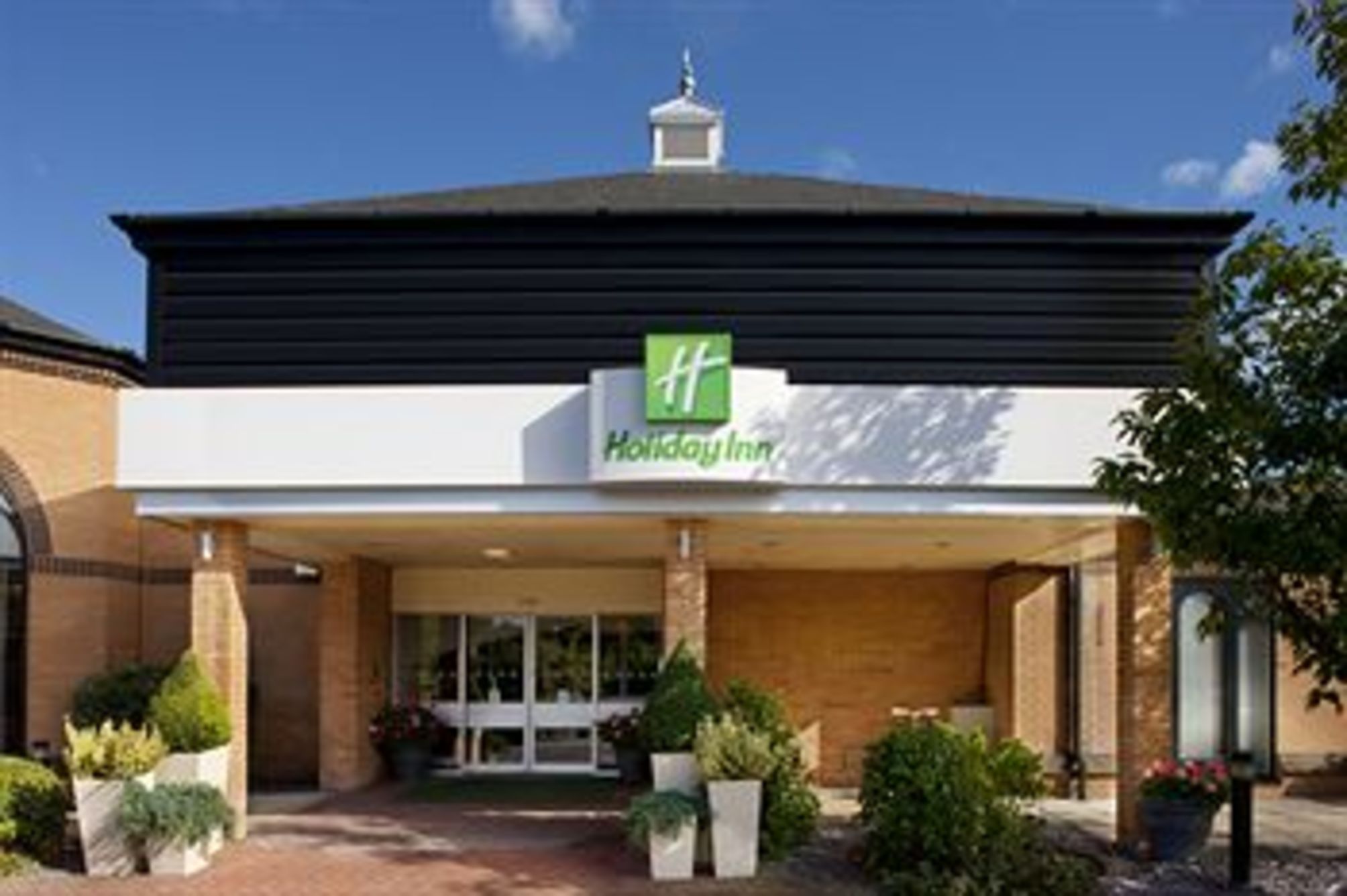 Holiday Inn GLOUCESTER - CHELTENHAM by IHG 2
