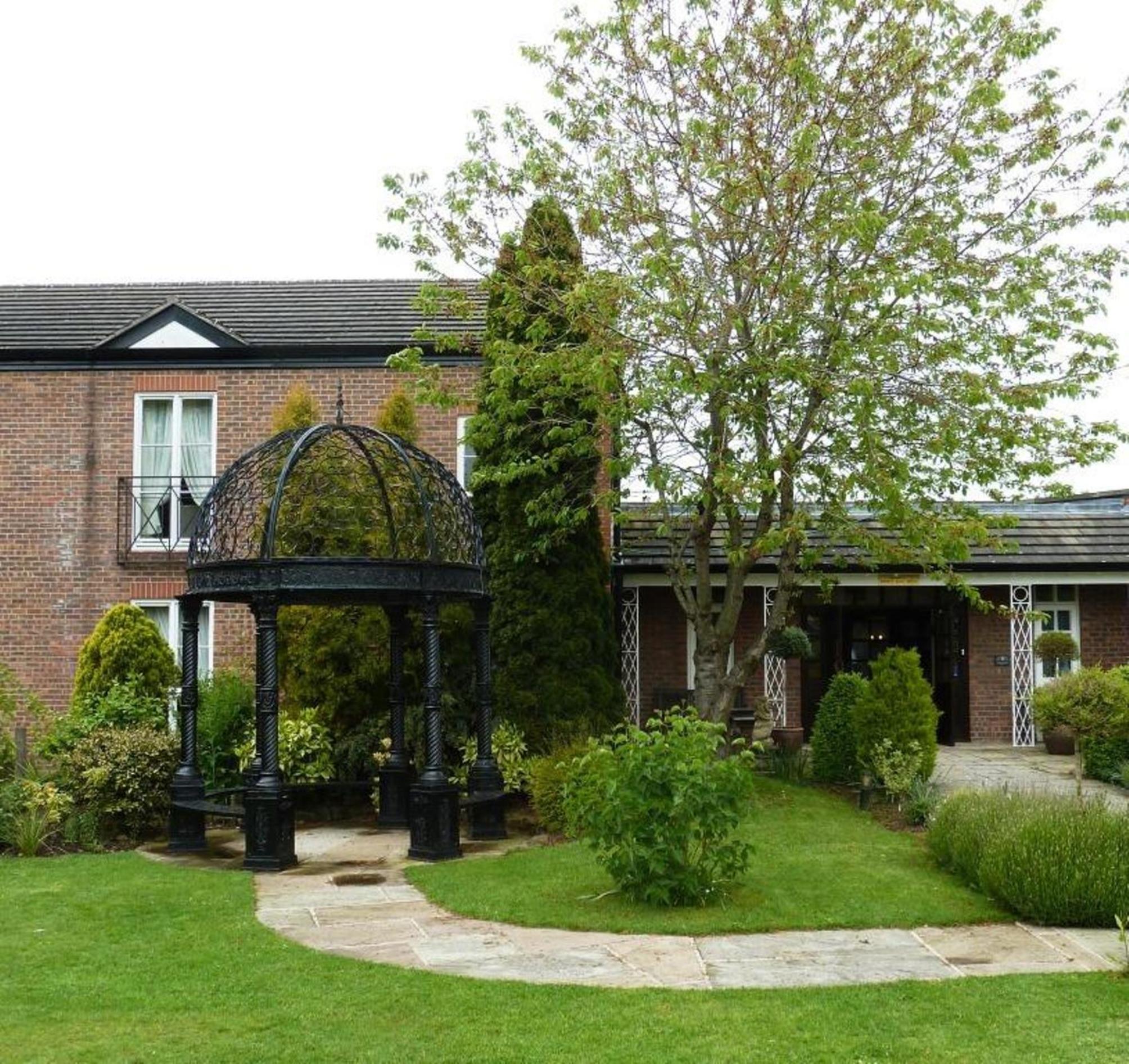 Rossett Hall Hotel 1