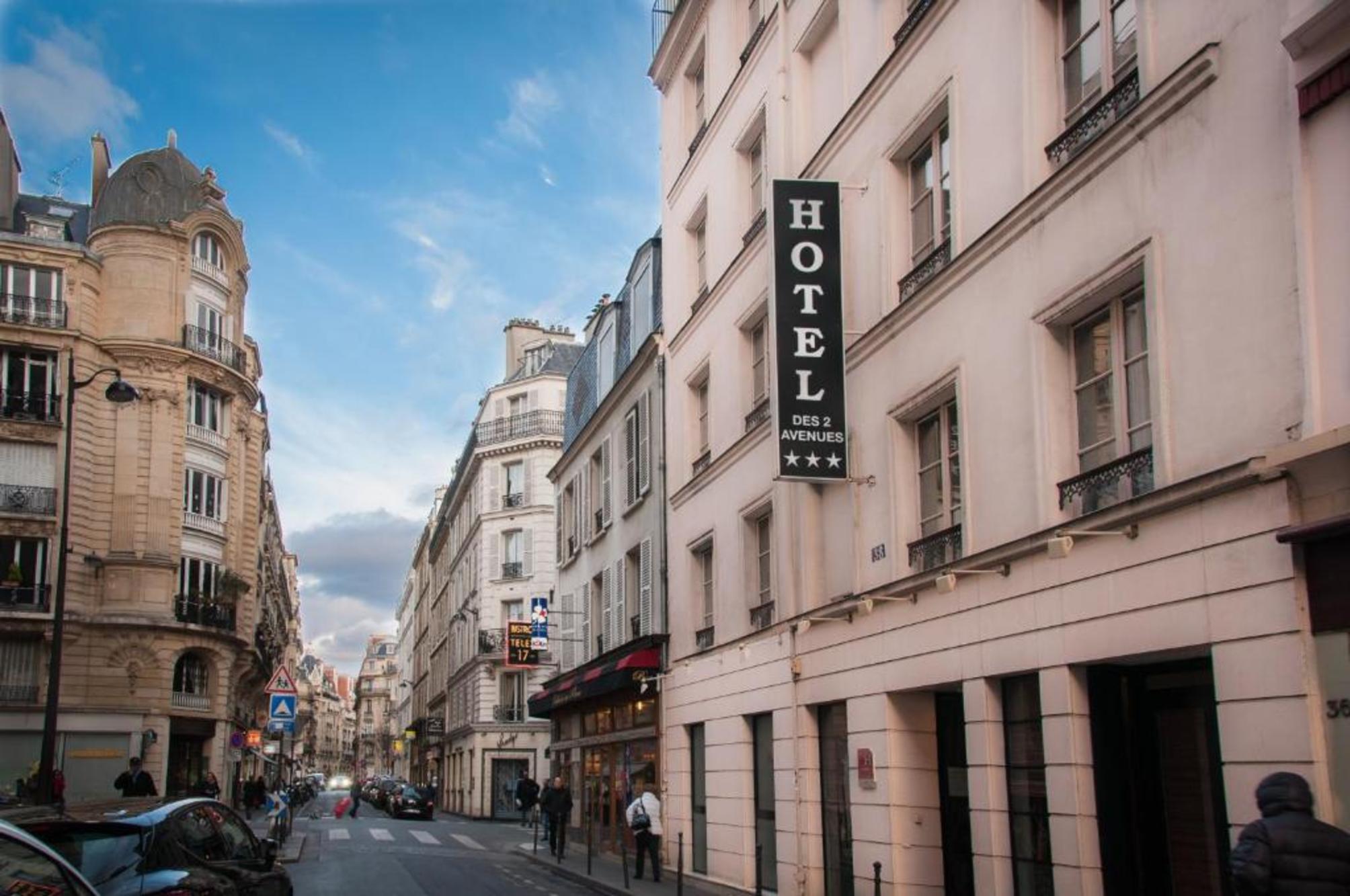 Hôtel des Deux Avenues 2
