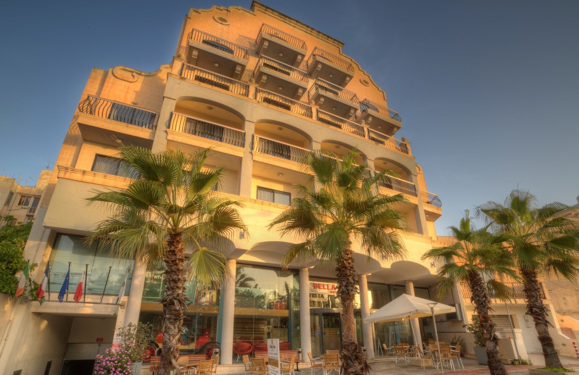 Bella Vista Hotel 2