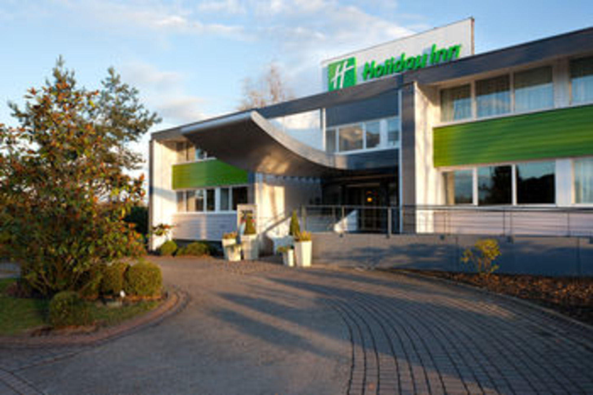 Holiday Inn LILLE - OUEST ENGLOS by IHG 1