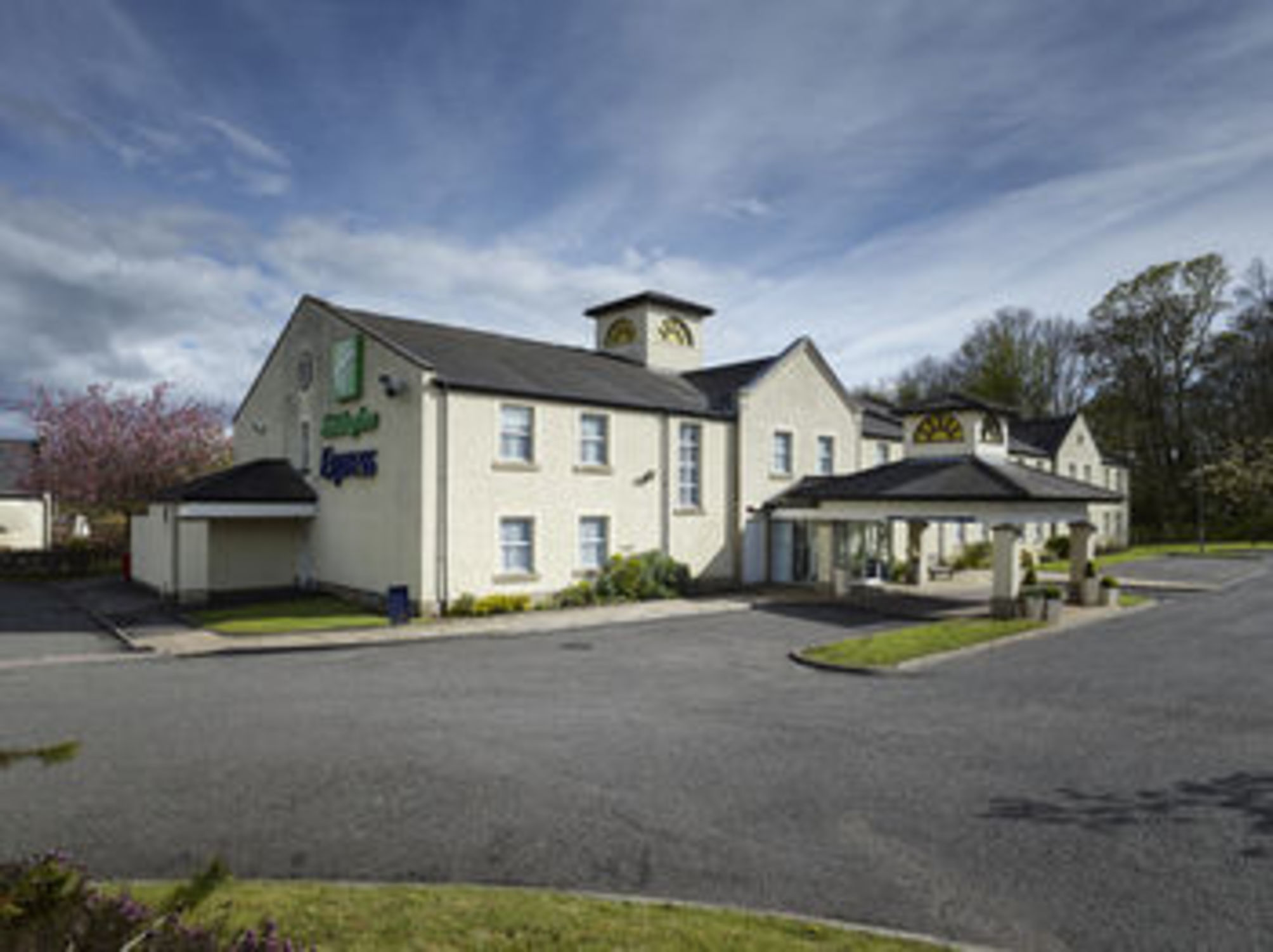 Holiday Inn Express GLENROTHES by IHG 1