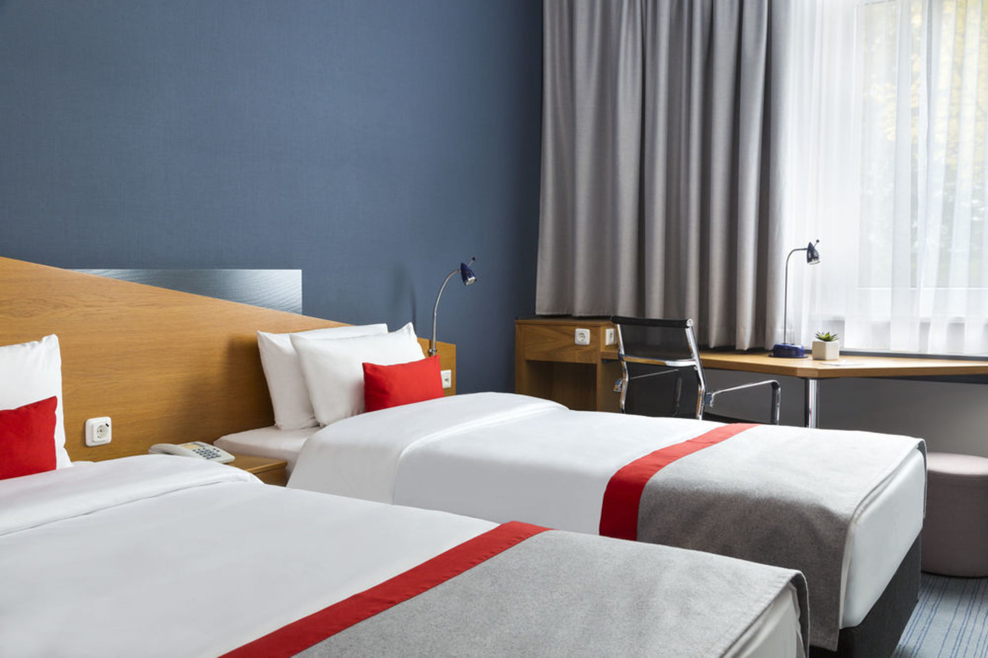 Holiday Inn Express COLOGNE - TROISDORF by IHG 1