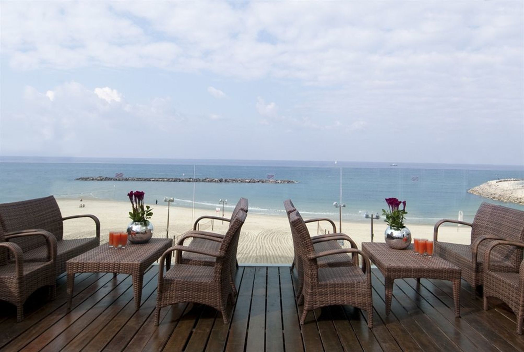 Crowne Plaza TEL AVIV BEACH by IHG 1