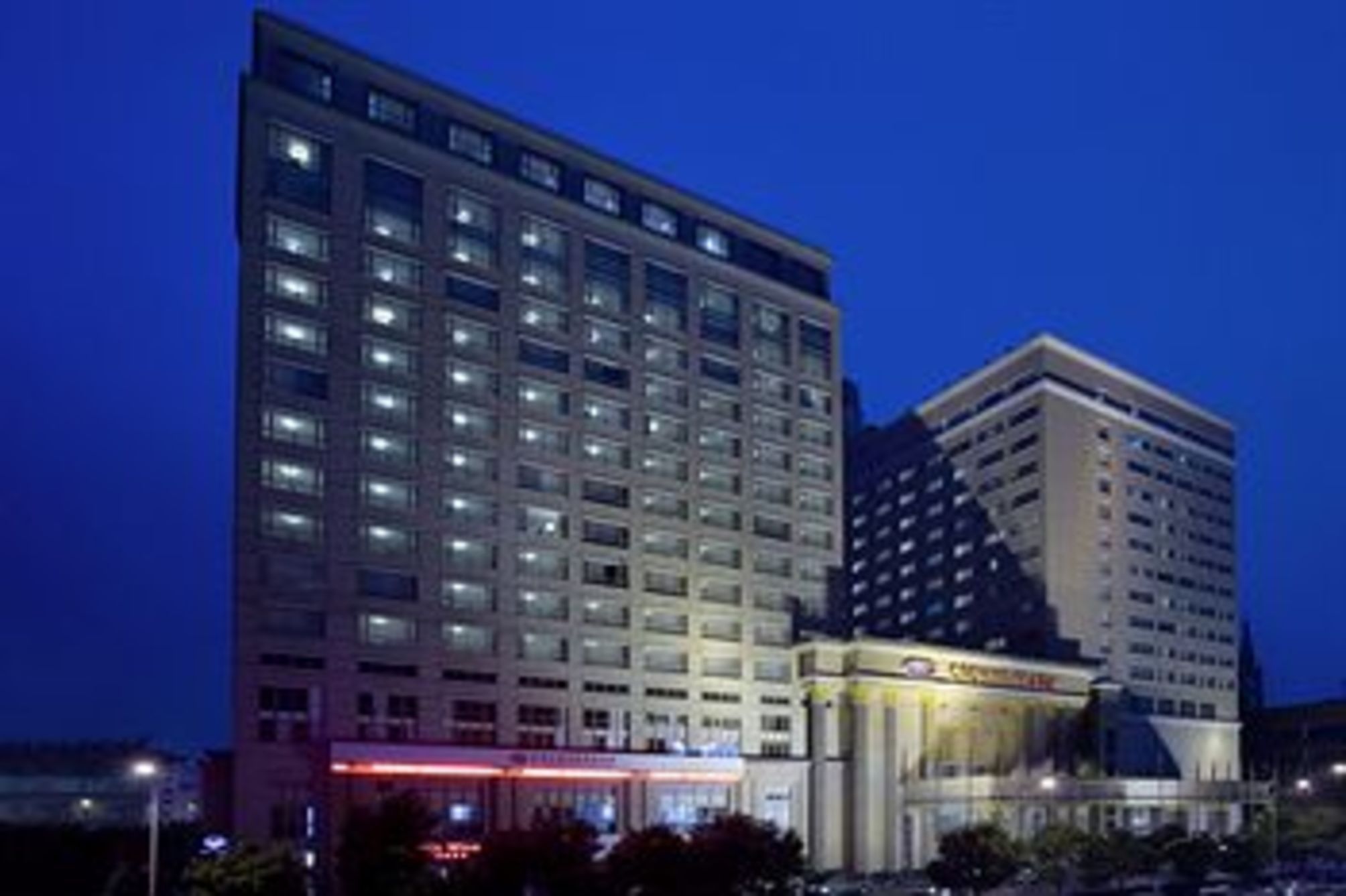 Crowne Plaza CITY CENTER NINGBO by IHG 2